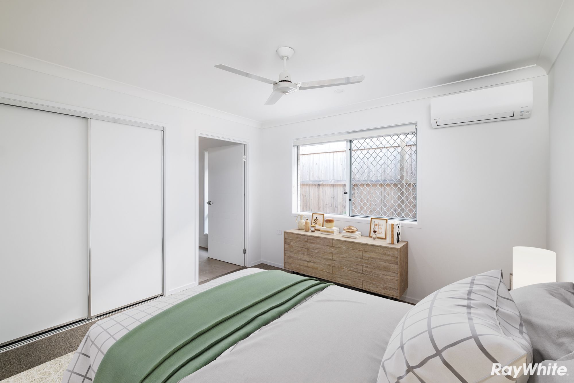 125 Mercy Circuit, Park Ridge, QLD 4125