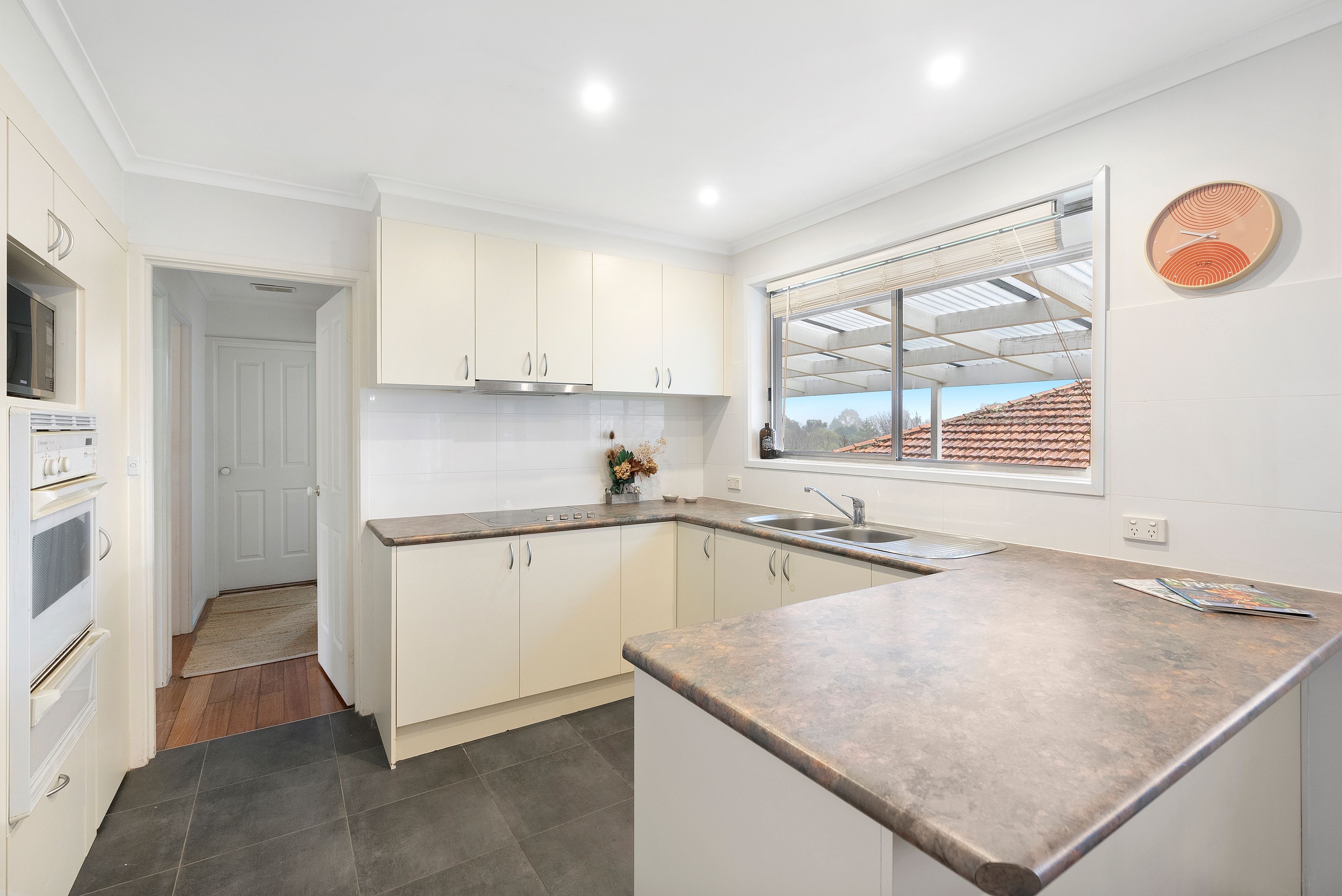28 Blackwood Park Road, Ferntree Gully, VIC 3156