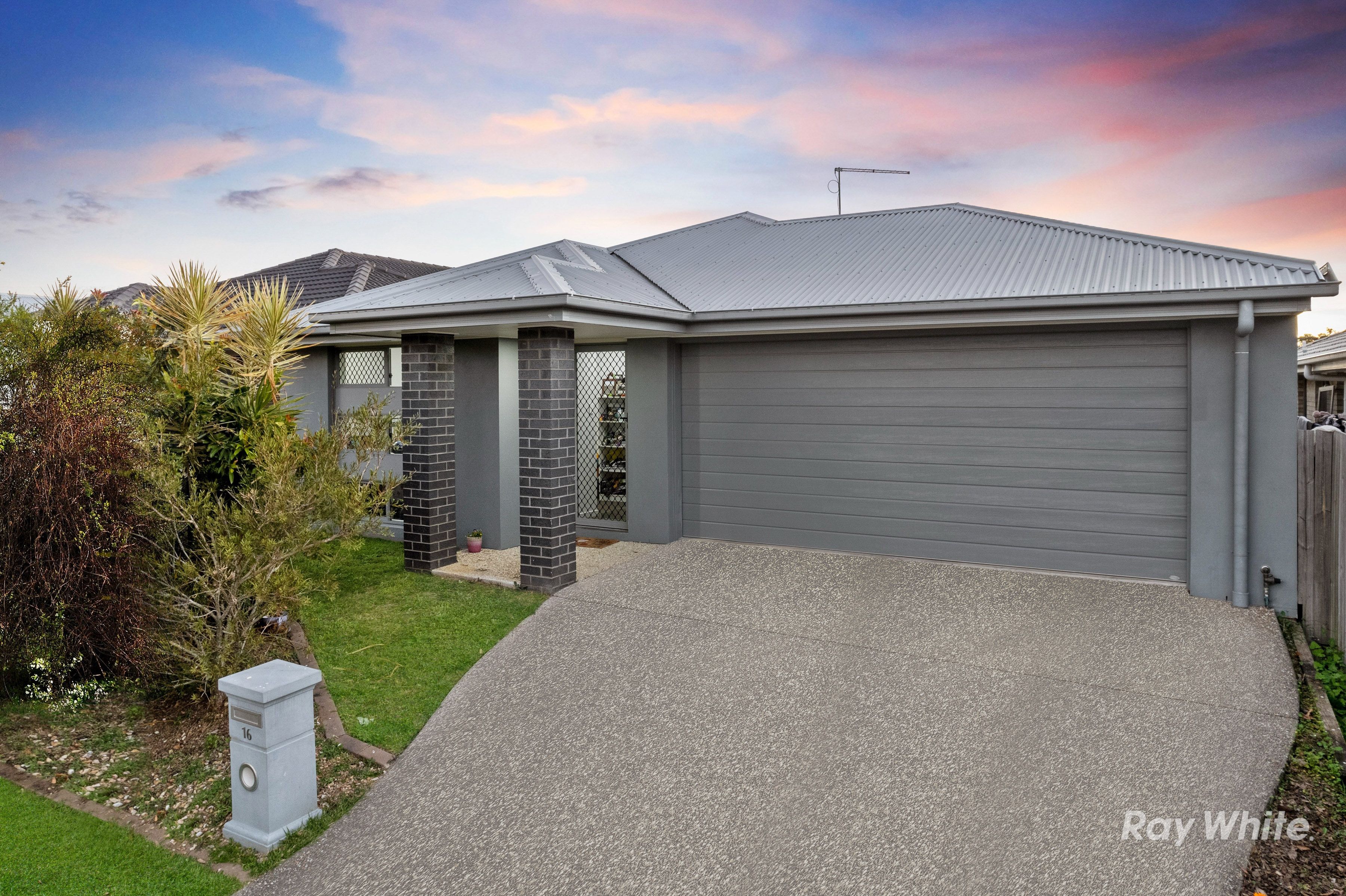 16 Bluestone Drive, Logan Reserve, QLD 4133
