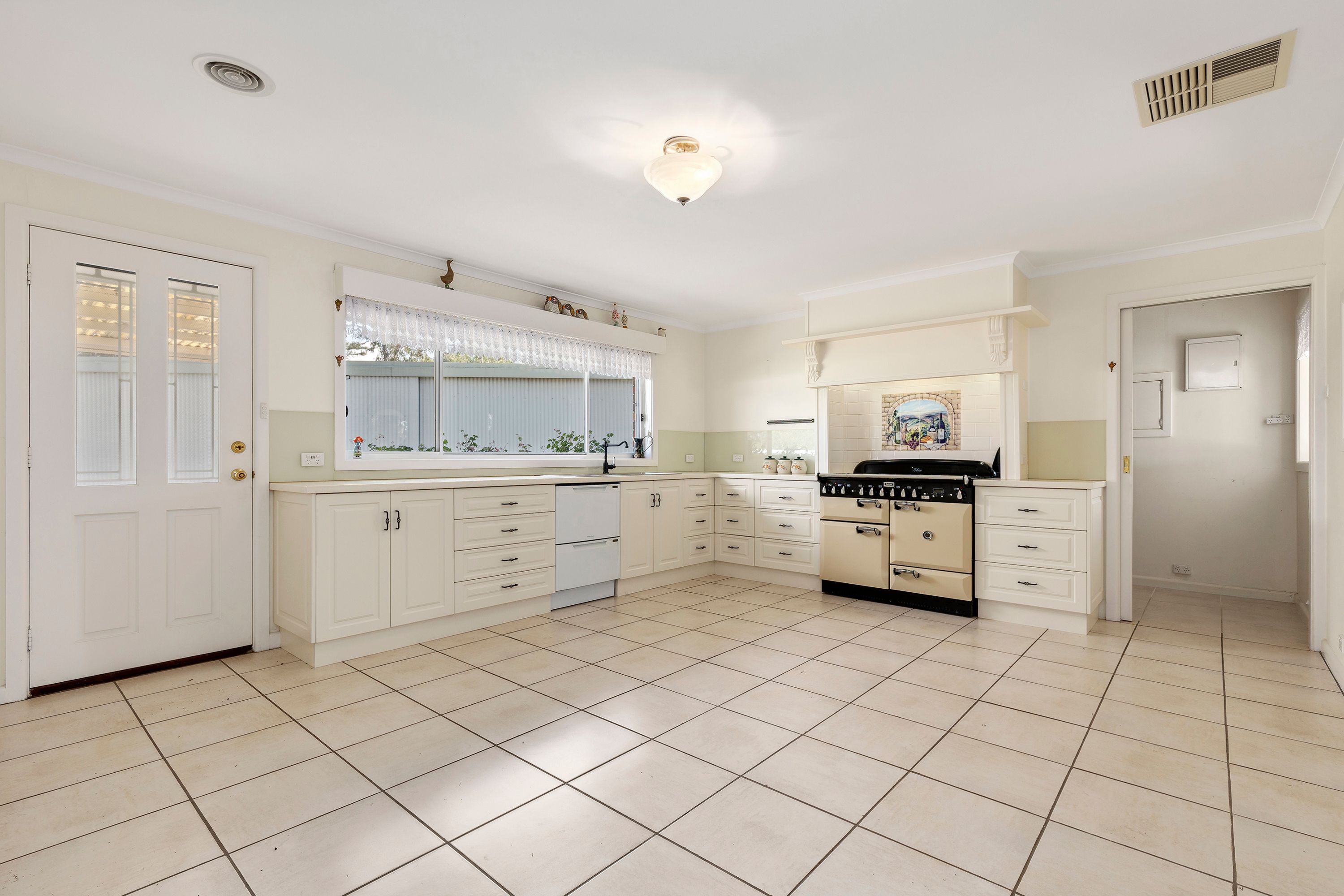 565 Windermere Road, Lara, VIC 3212