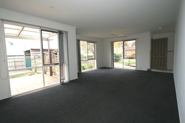 16 Manna Gum Drive, Cowes, VIC 3922
