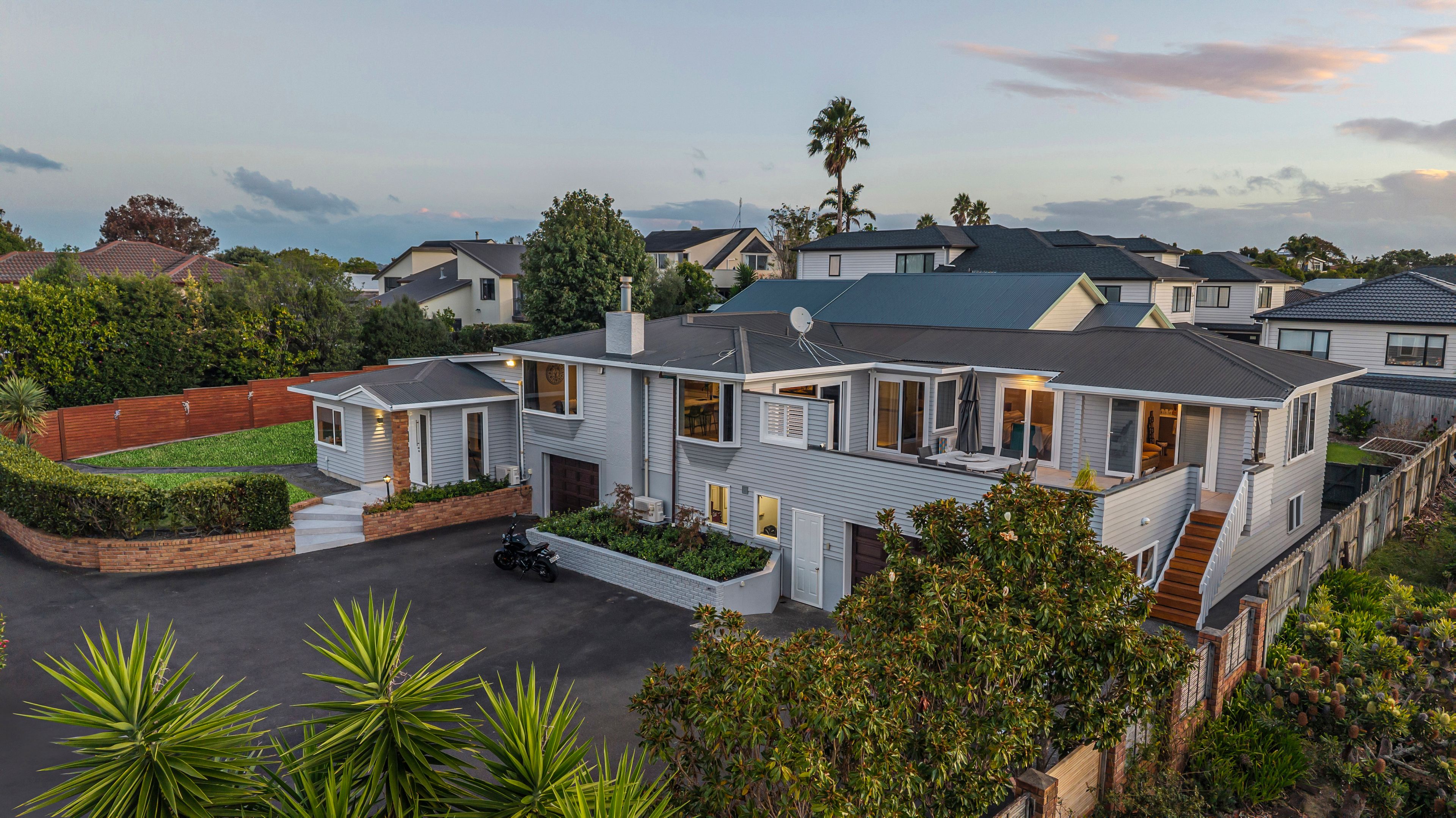 9 Bradbury Road, Botany Downs, Manukau City