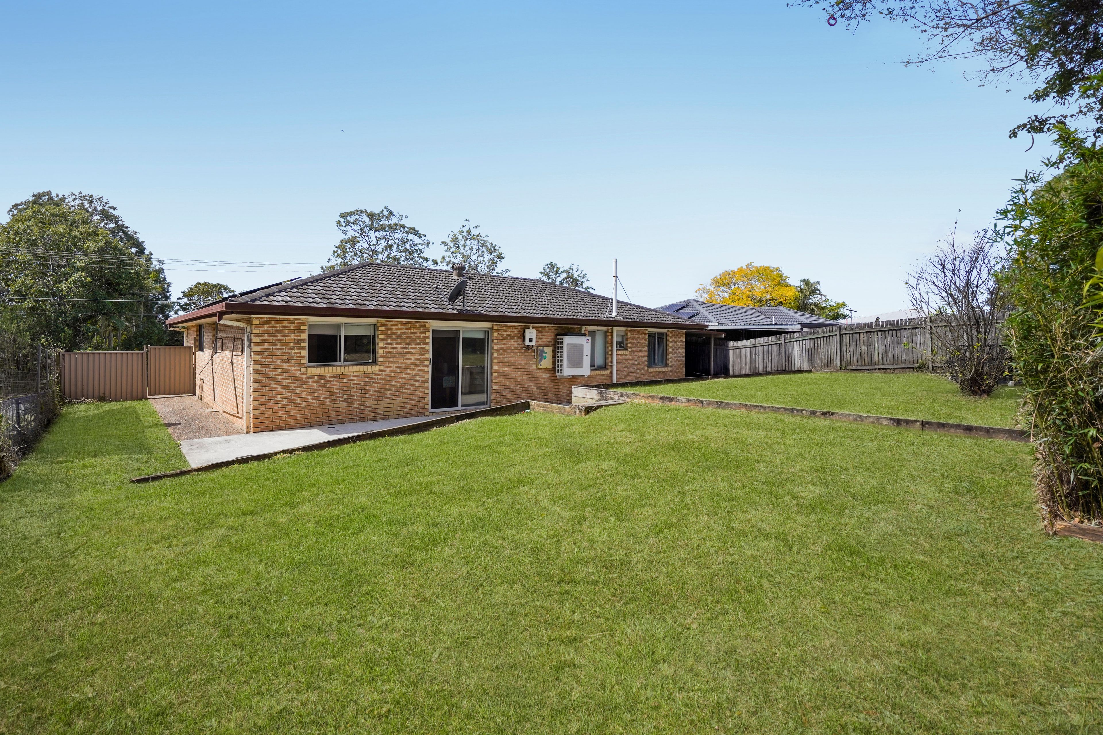 7 Tasman Terrace — photo 14 of 21