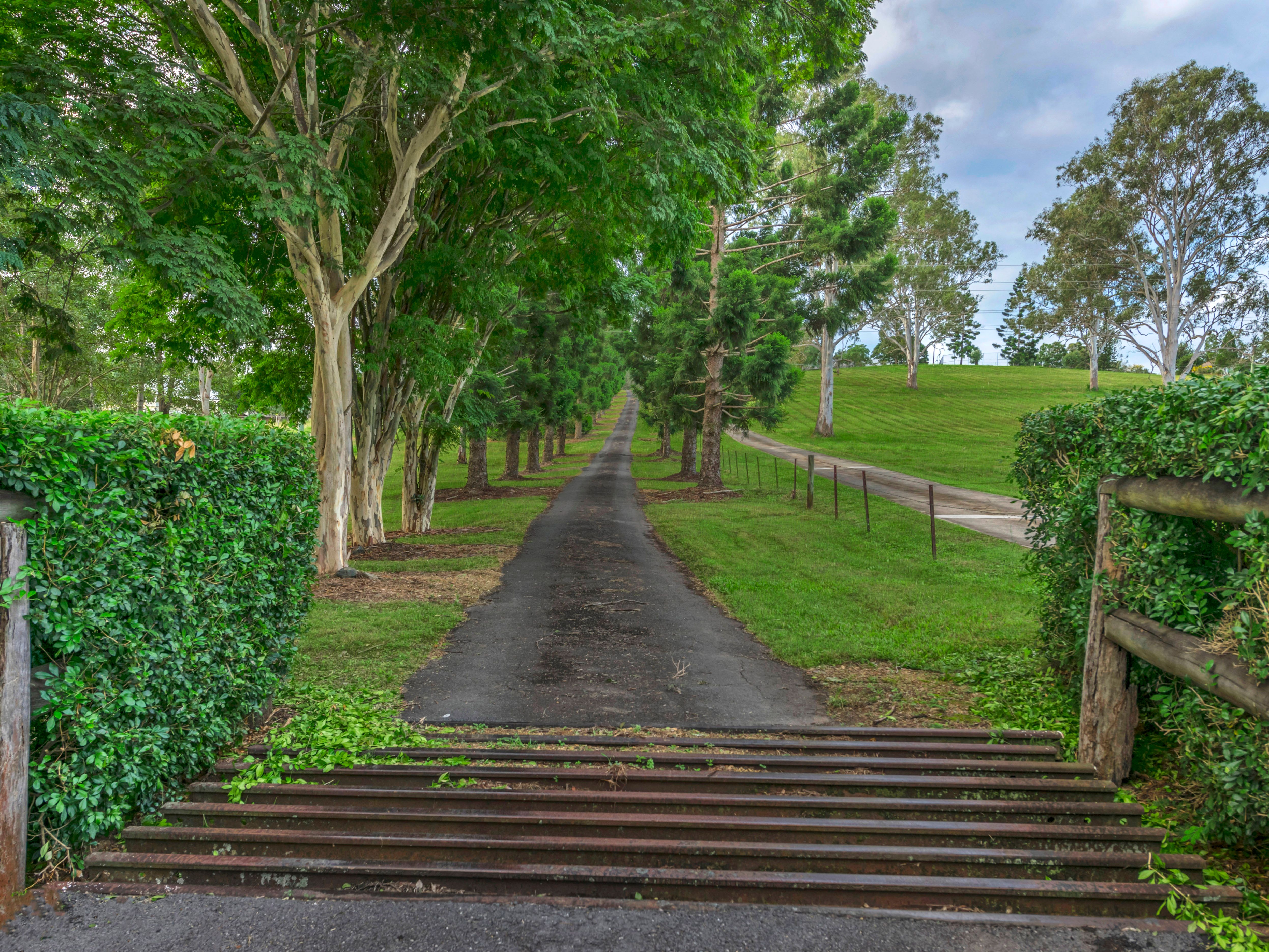 249 Upper Brookfield Road, Upper Brookfield, QLD 4069