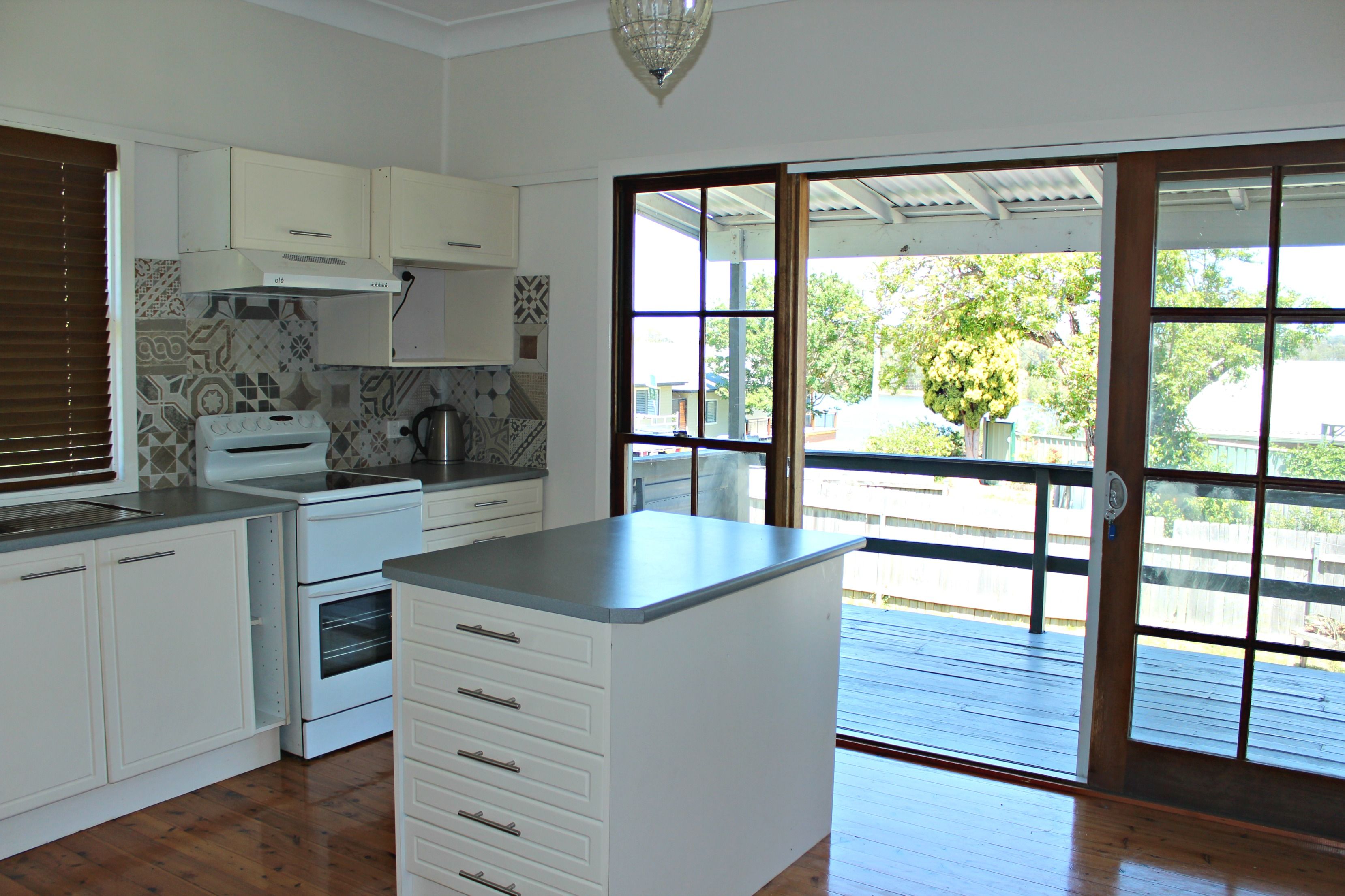 27 Margaret Street, Fennell Bay, NSW 2283