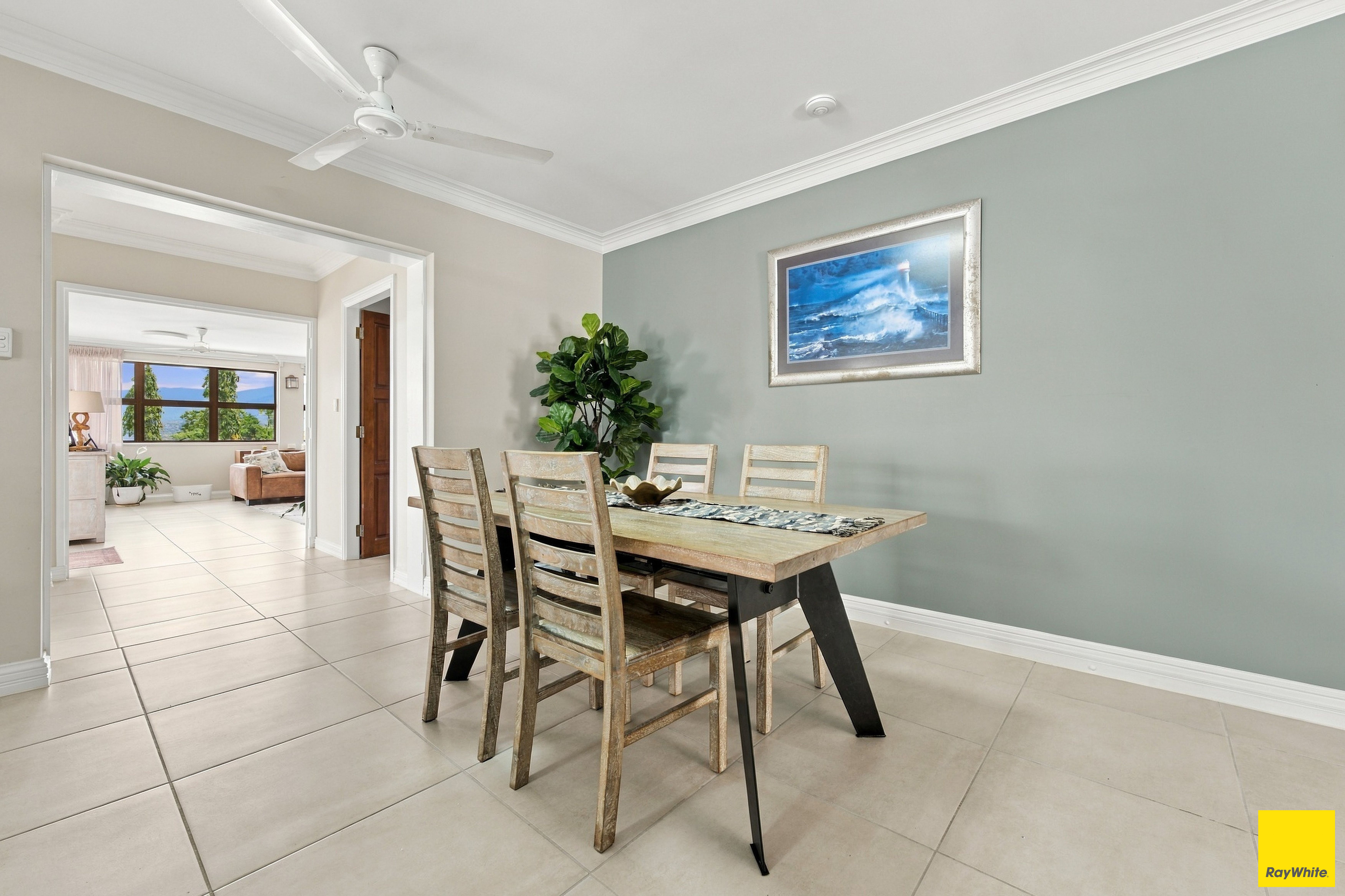 35 Hutchinson Street — photo 17 of 30