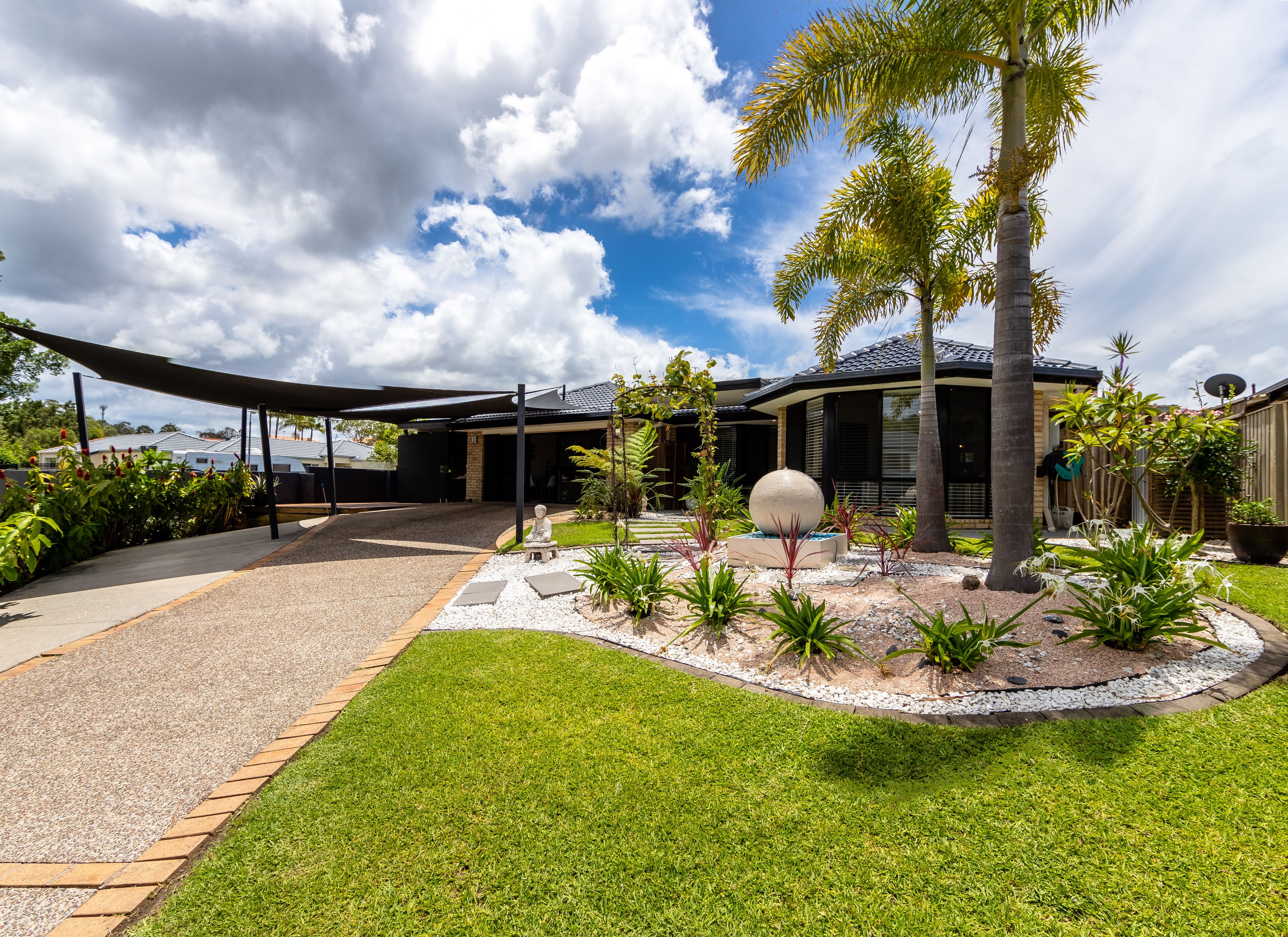 35 Goldwater Drive, Robina, QLD 4226