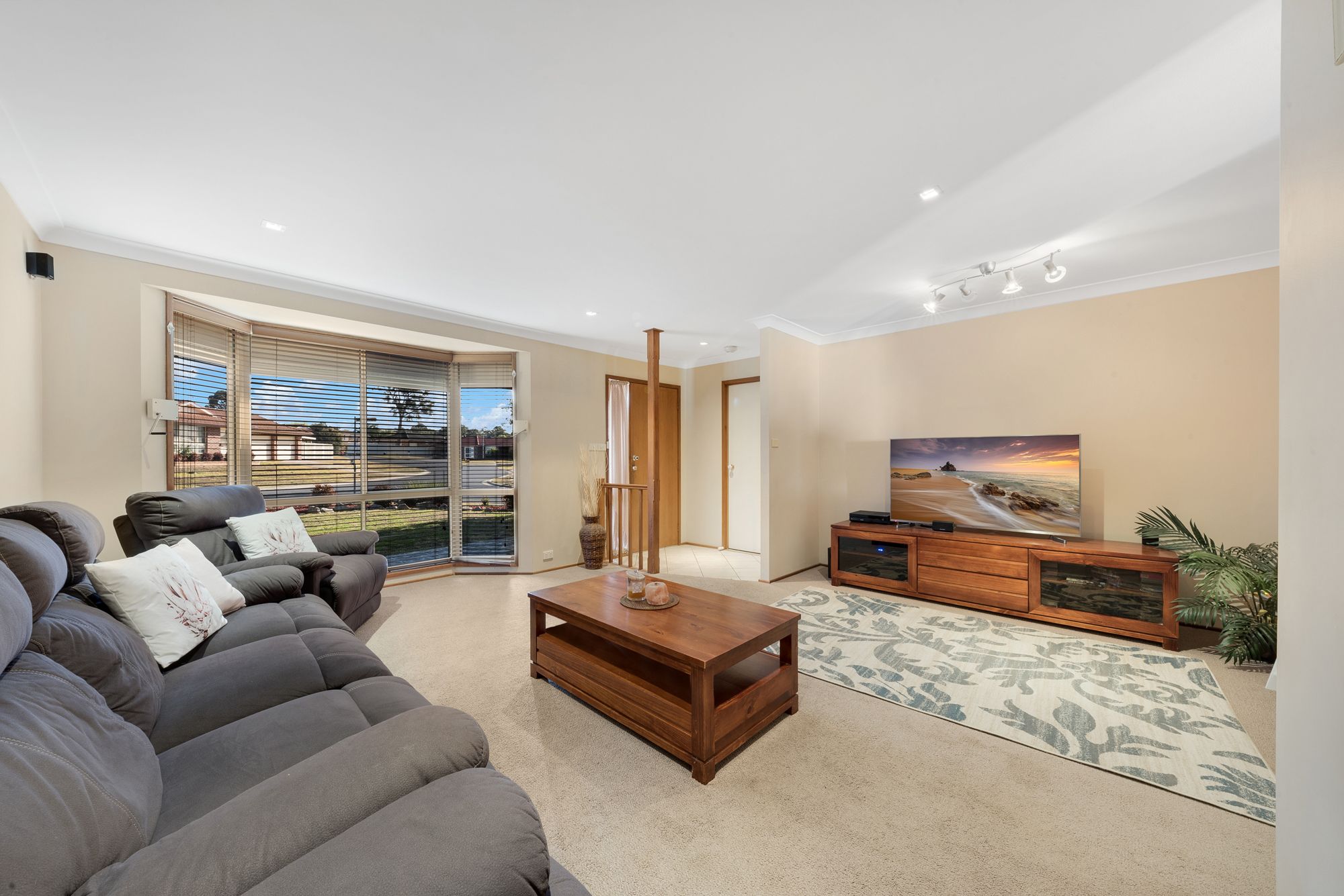11 Withnell Crescent, St Helens Park, NSW 2560