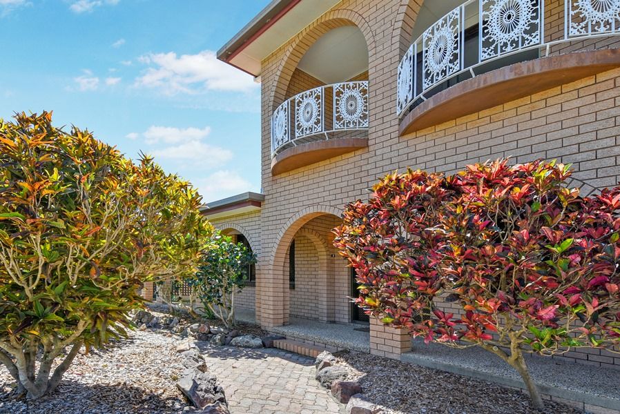 27 Coochin Street, Dicky Beach, QLD 4551