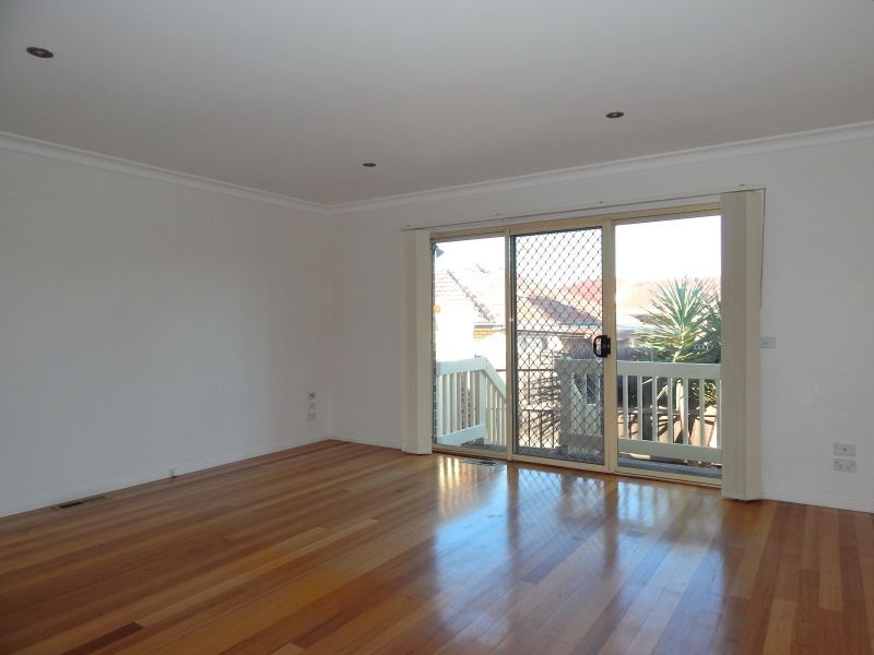 2/52 Hickford Street, Reservoir, VIC 3073