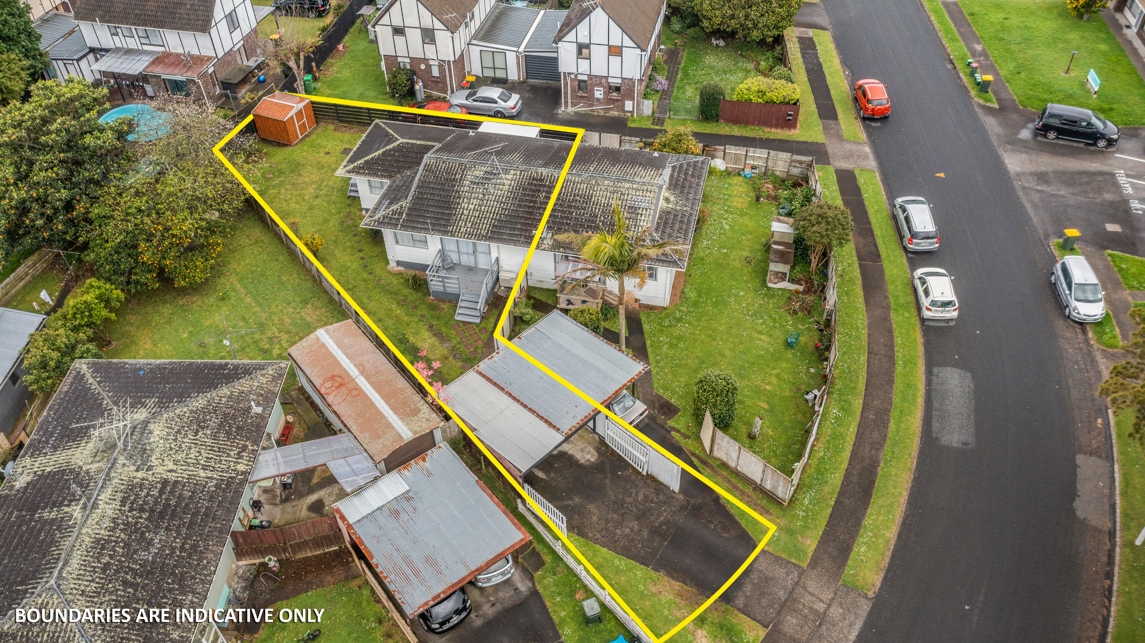 2/21 Challen Close, Conifer Grove, Manukau City