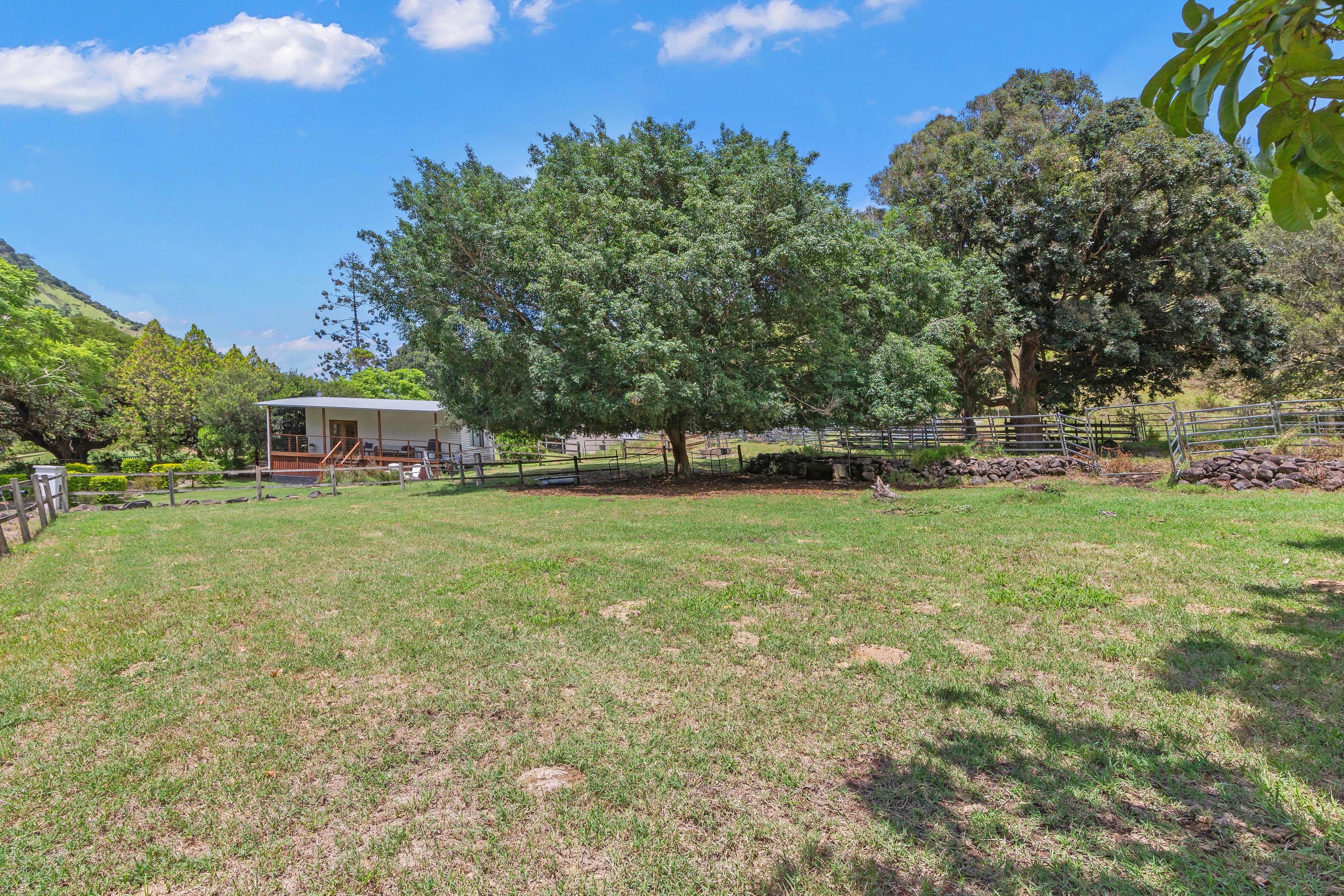 590 Illinbah Road — photo 19 of 26