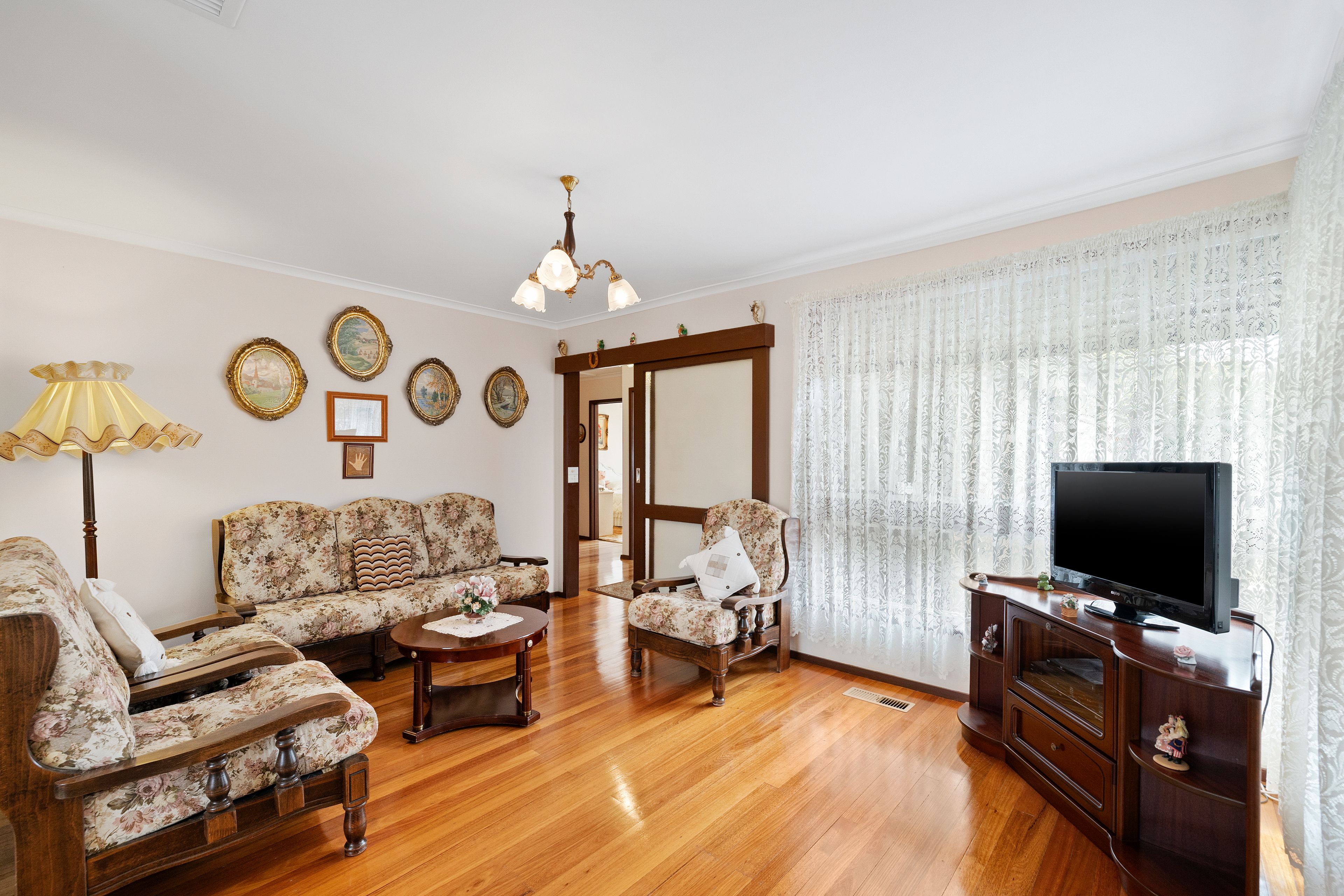 10 Bundeena Avenue, Keysborough, VIC 3173