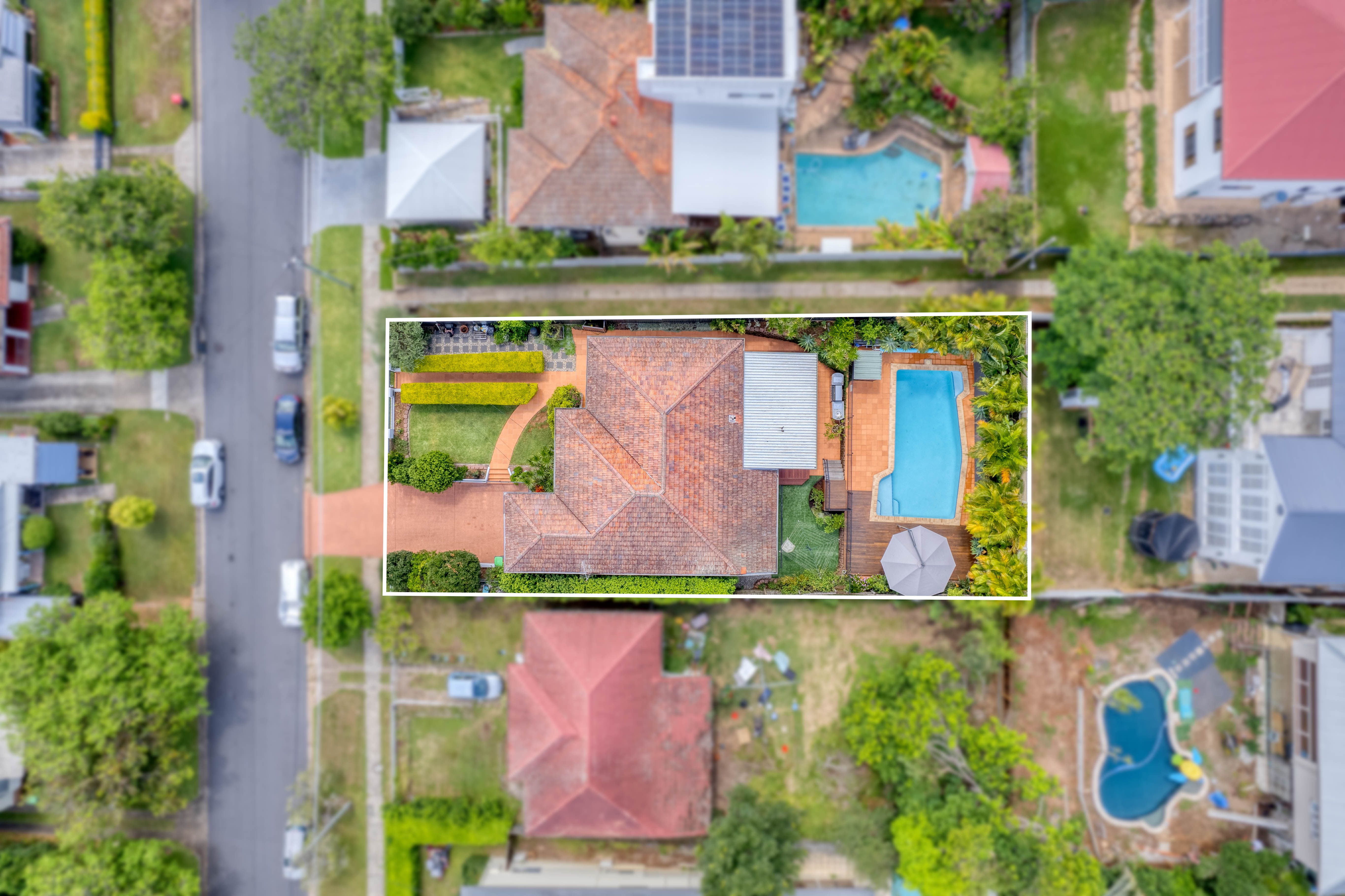 52 Albert Street, Holland Park West, QLD 4121