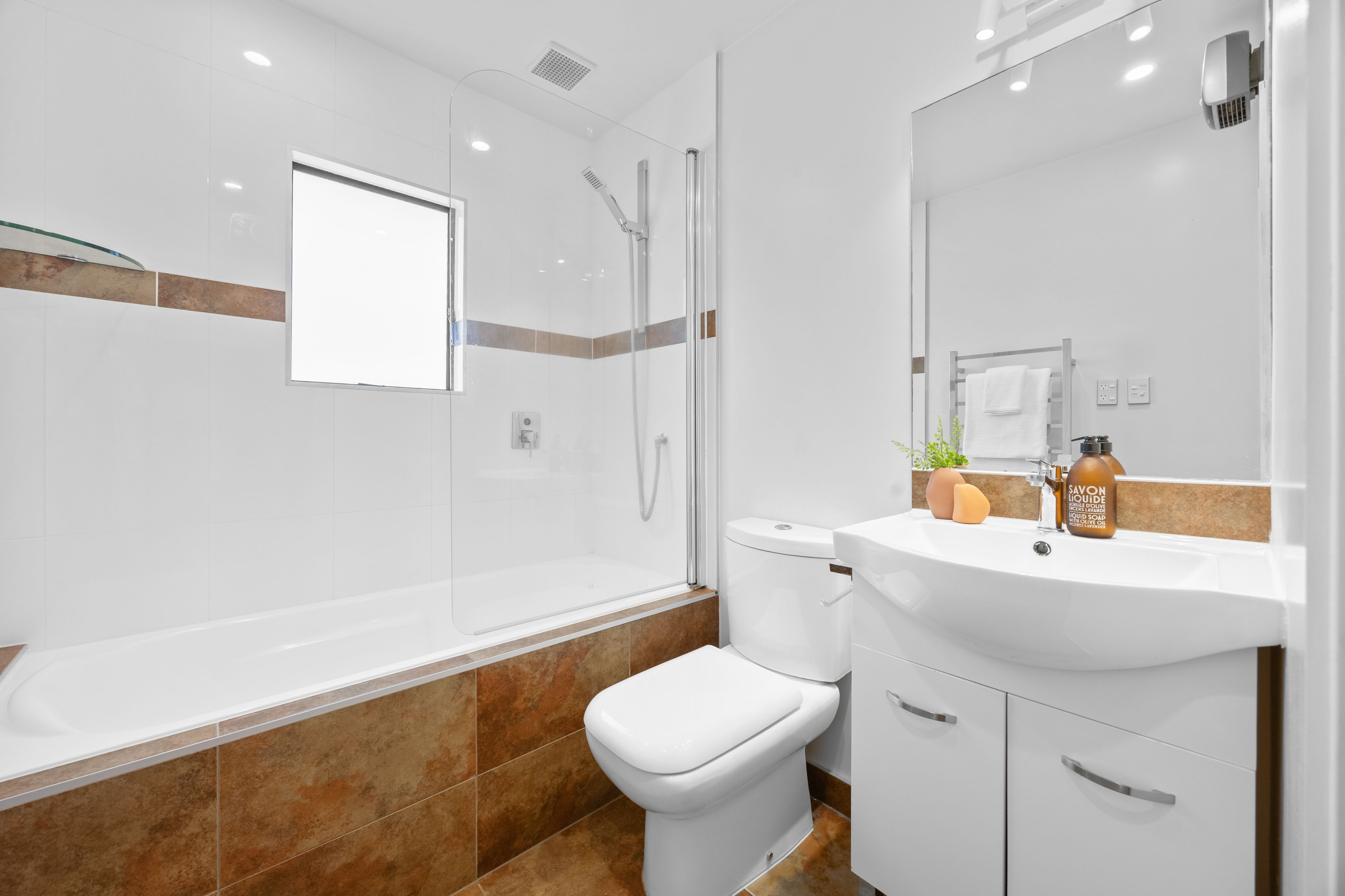 64 Vintage Drive, Henderson, Waitakere City