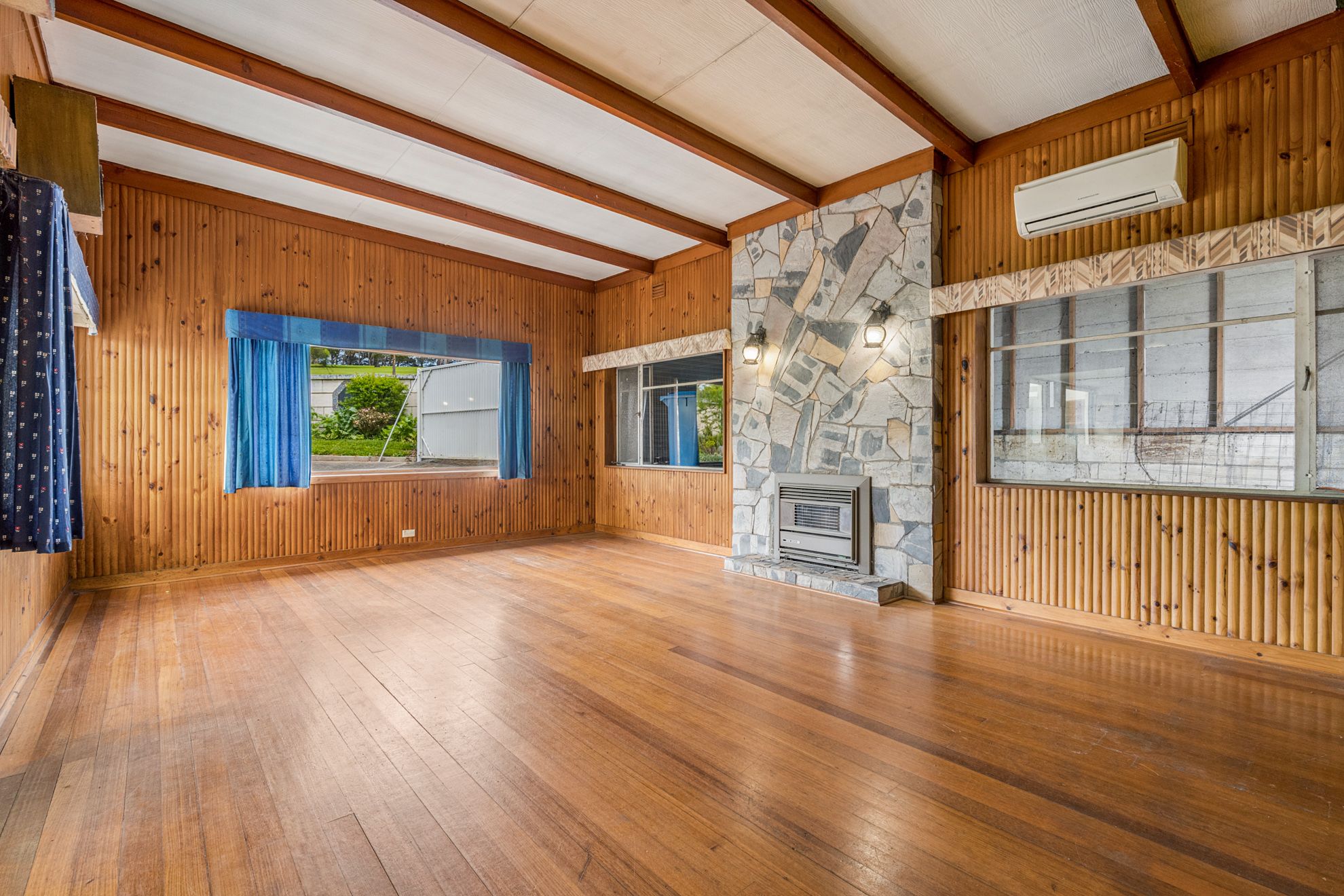 97 Bay Road — photo 3 of 16