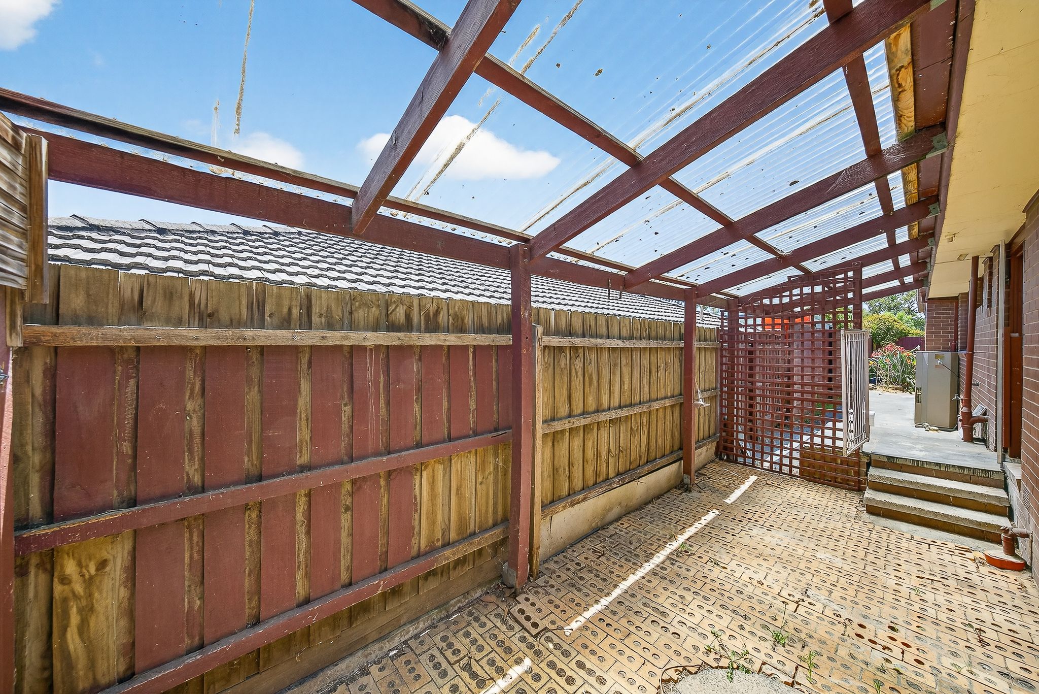 10 Ainsleigh Court — photo 19 of 27