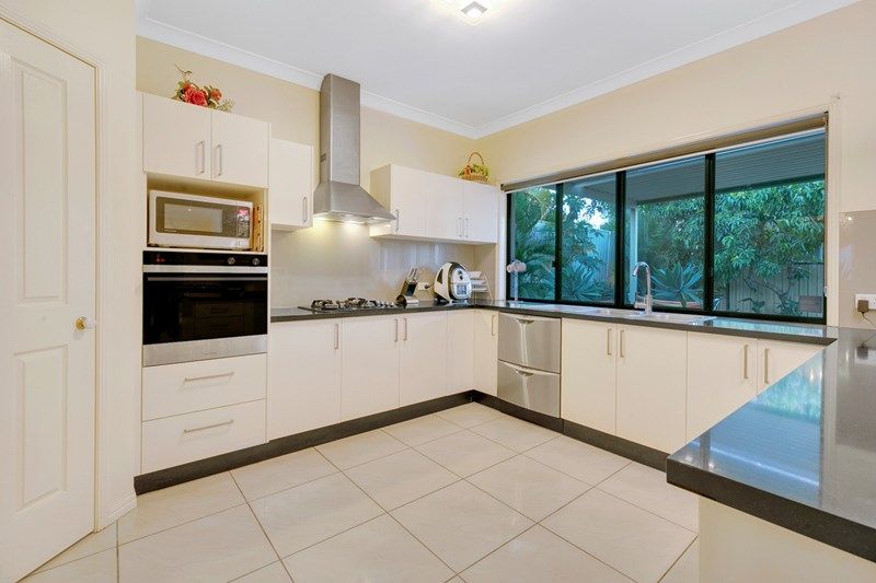 7 Doncaster Place, Forest Lake, QLD 4078