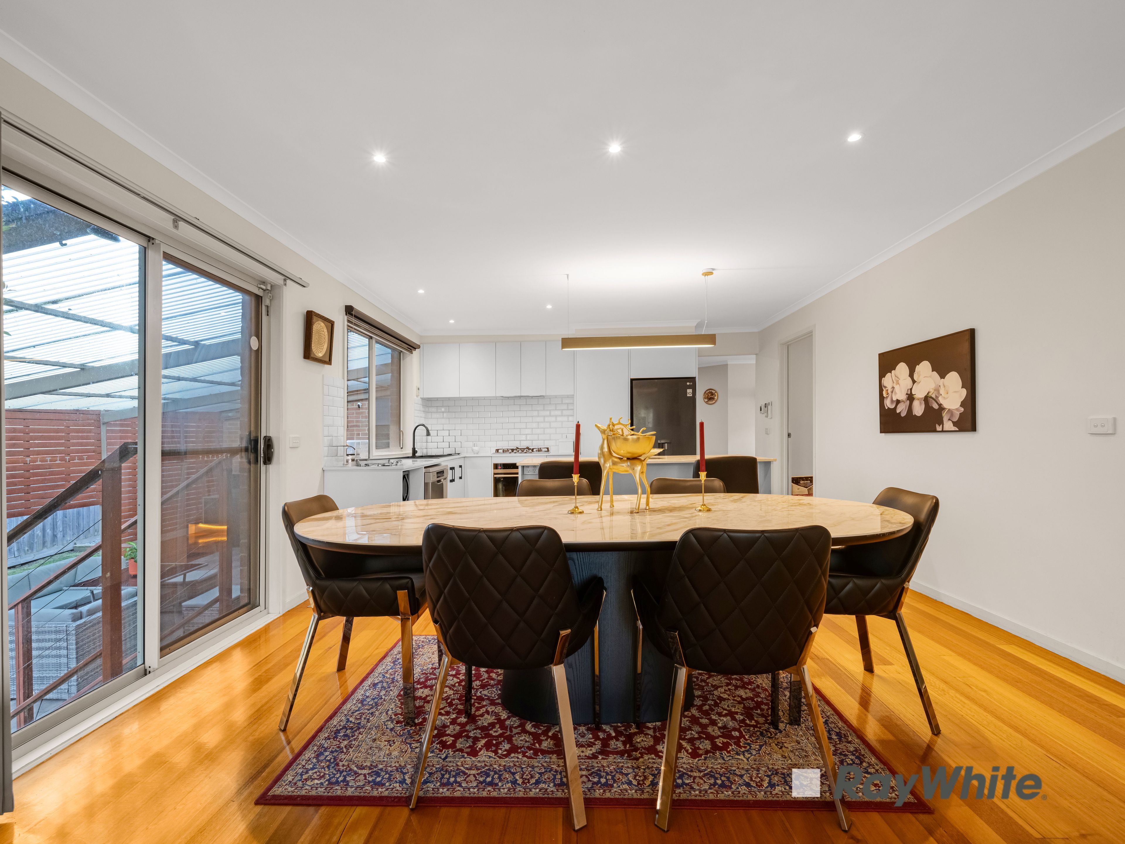 10 Frederick Rise — photo 5 of 26