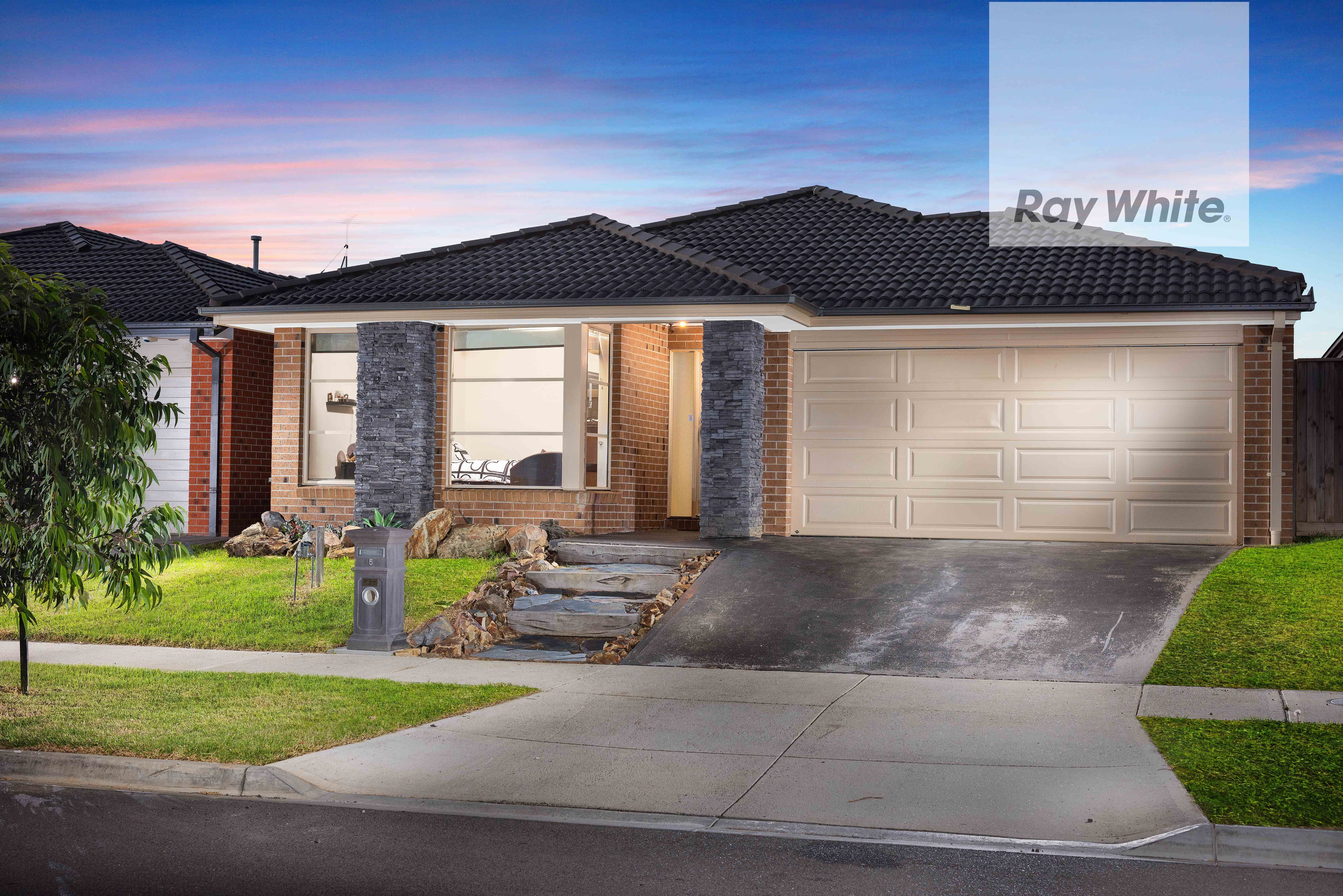 5 Clancy Way, Doreen VIC 3754