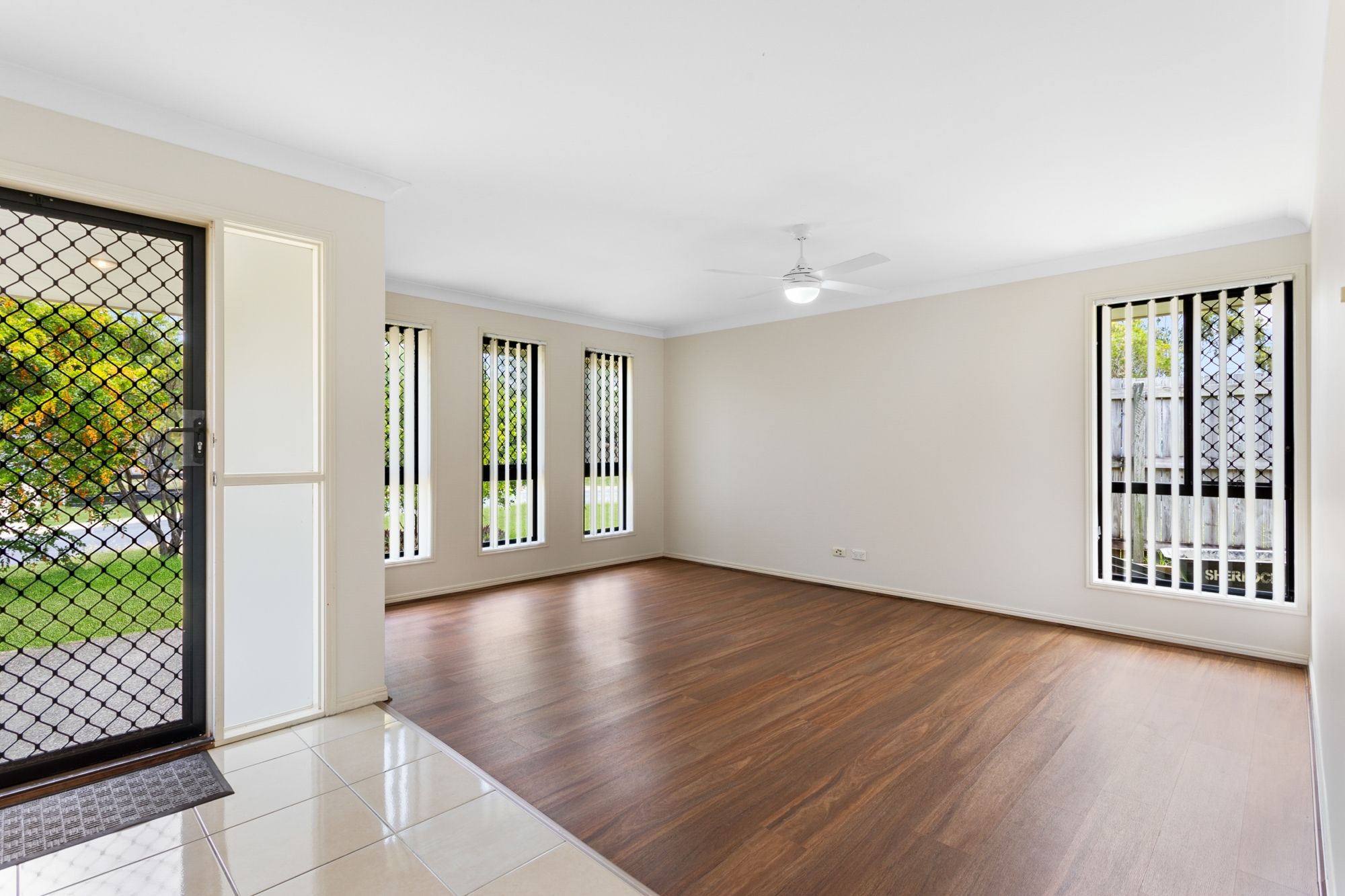 37 Severn Crescent, North Lakes, QLD 4509