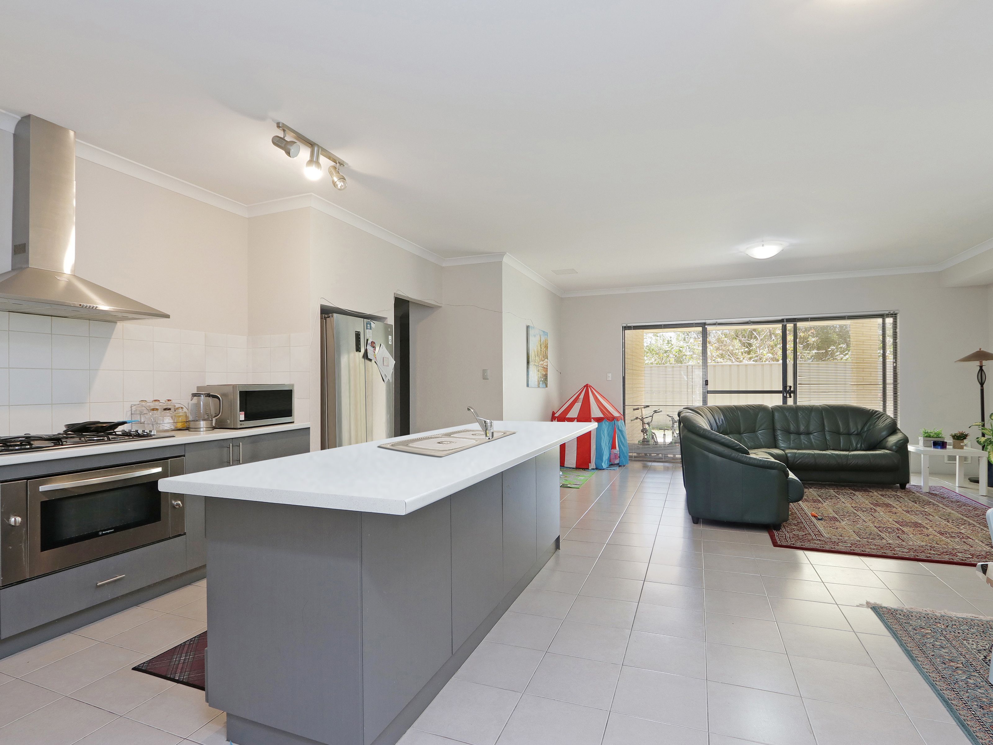 40 Elizabeth Street, East Cannington, WA 6107 Sold House Ray White