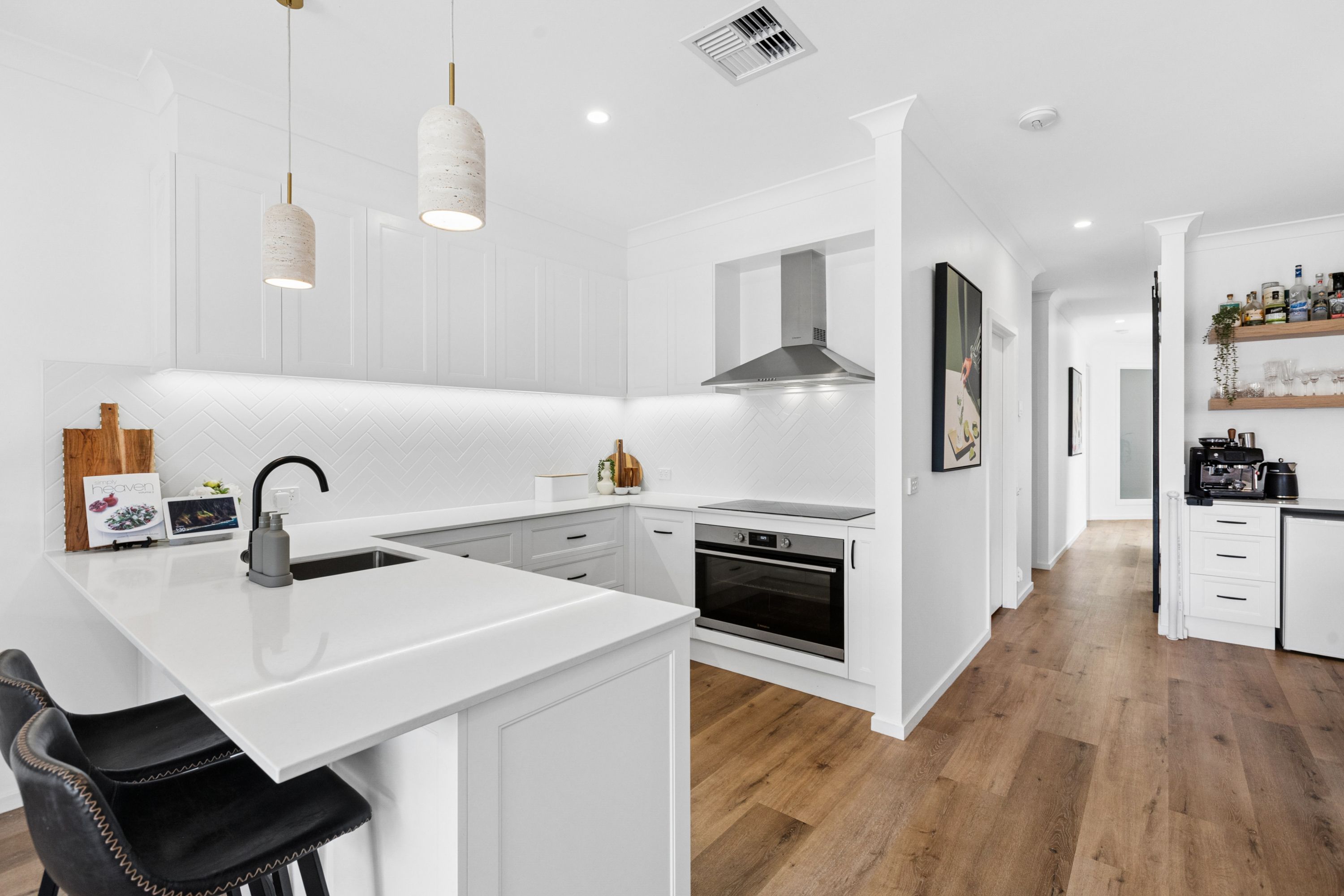 104 Olive Avenue — photo 5 of 22