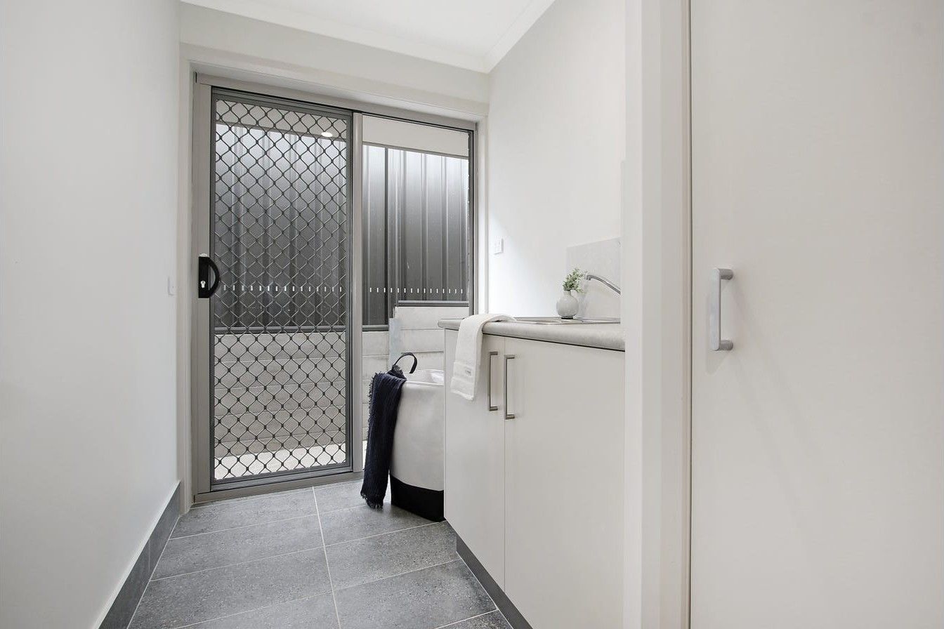 18 O'Keefe Street — photo 14 of 17