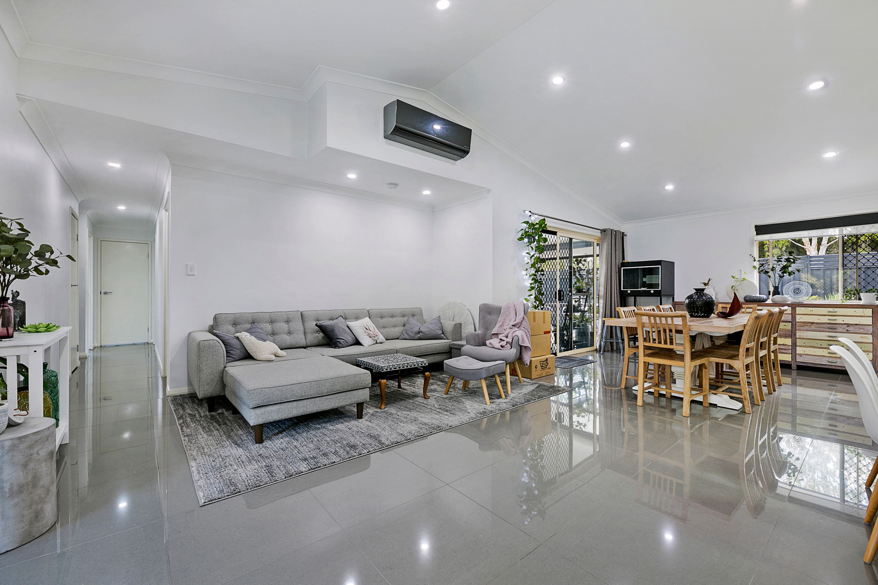 16 Maidstone Place, Robina, QLD 4226