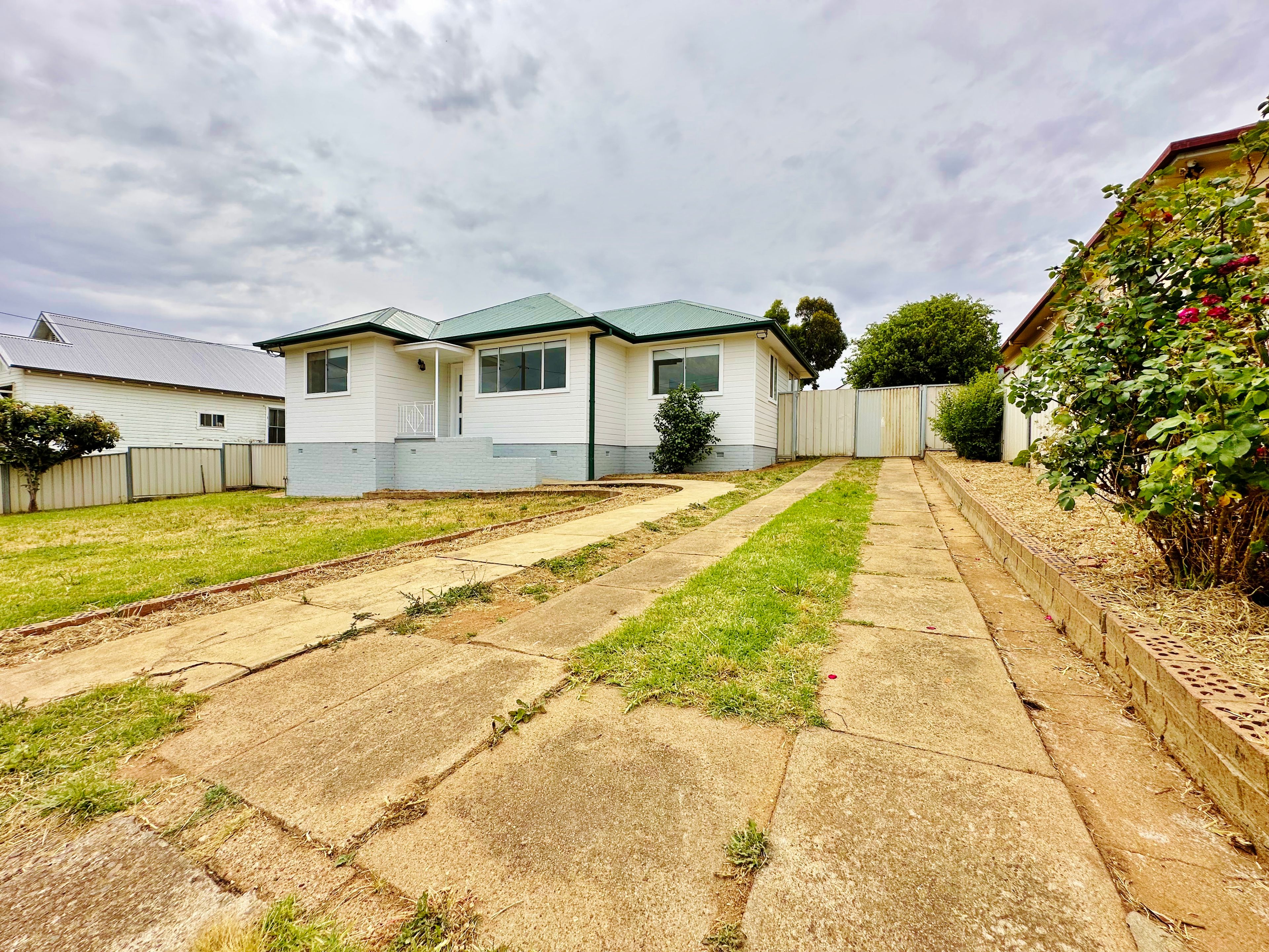 3 Brock Street, Young, NSW 2594