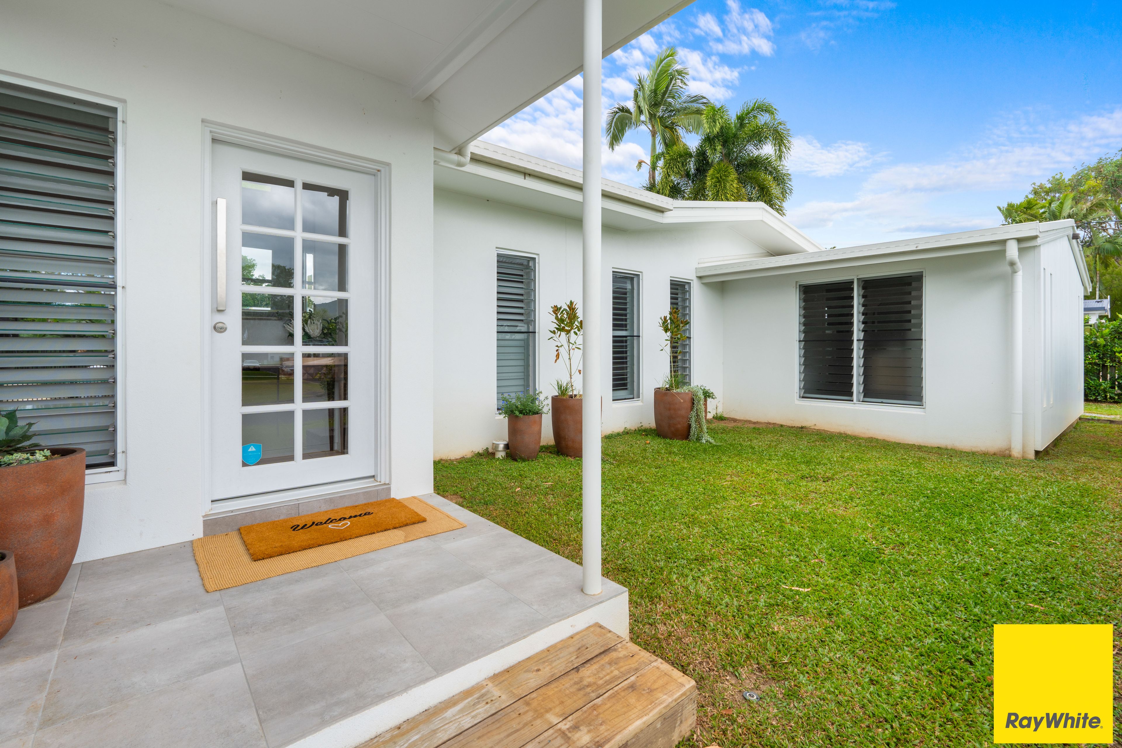 25 Kavieng Street, Trinity Beach, QLD 4879