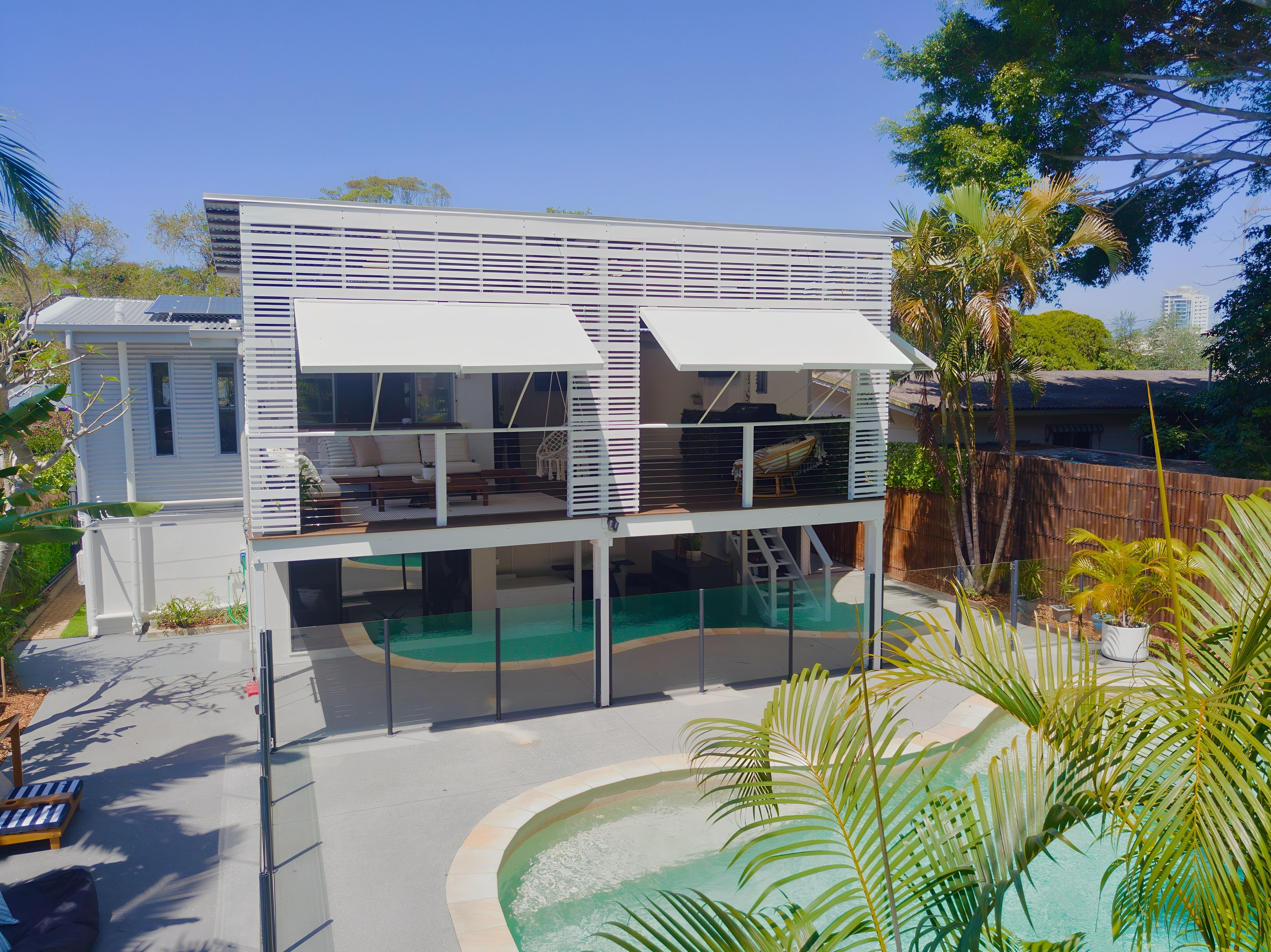 8 Coral Avenue, Labrador, QLD 4215