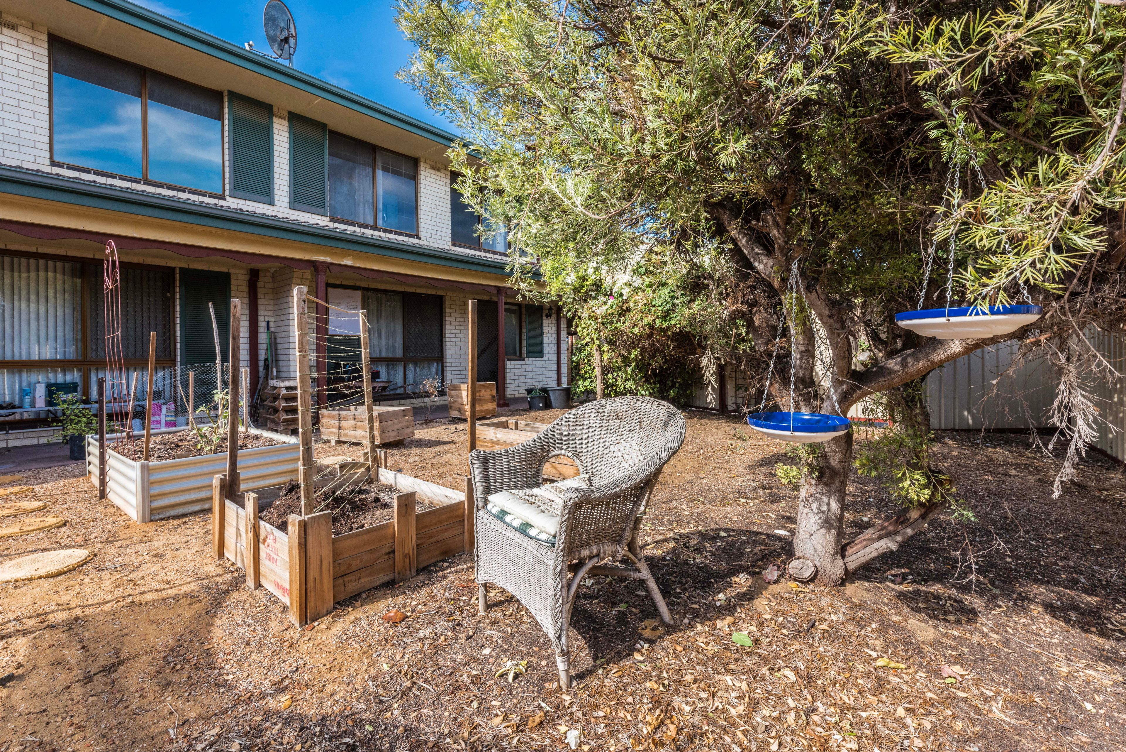 2/54 Glenview Street, Mount Tarcoola, WA 6530 House for Sale Ray