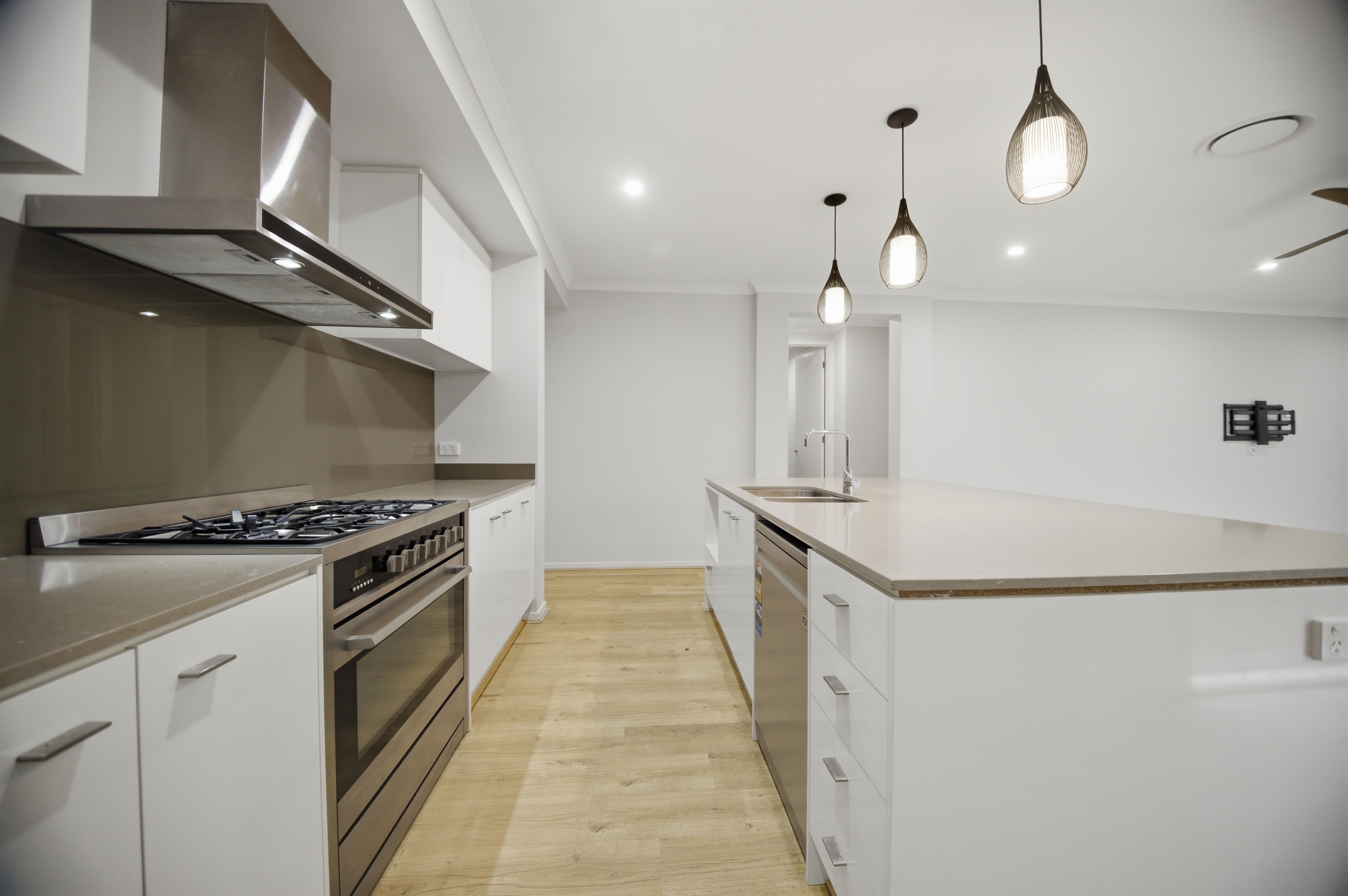 13 Beesand Street — photo 6 of 18