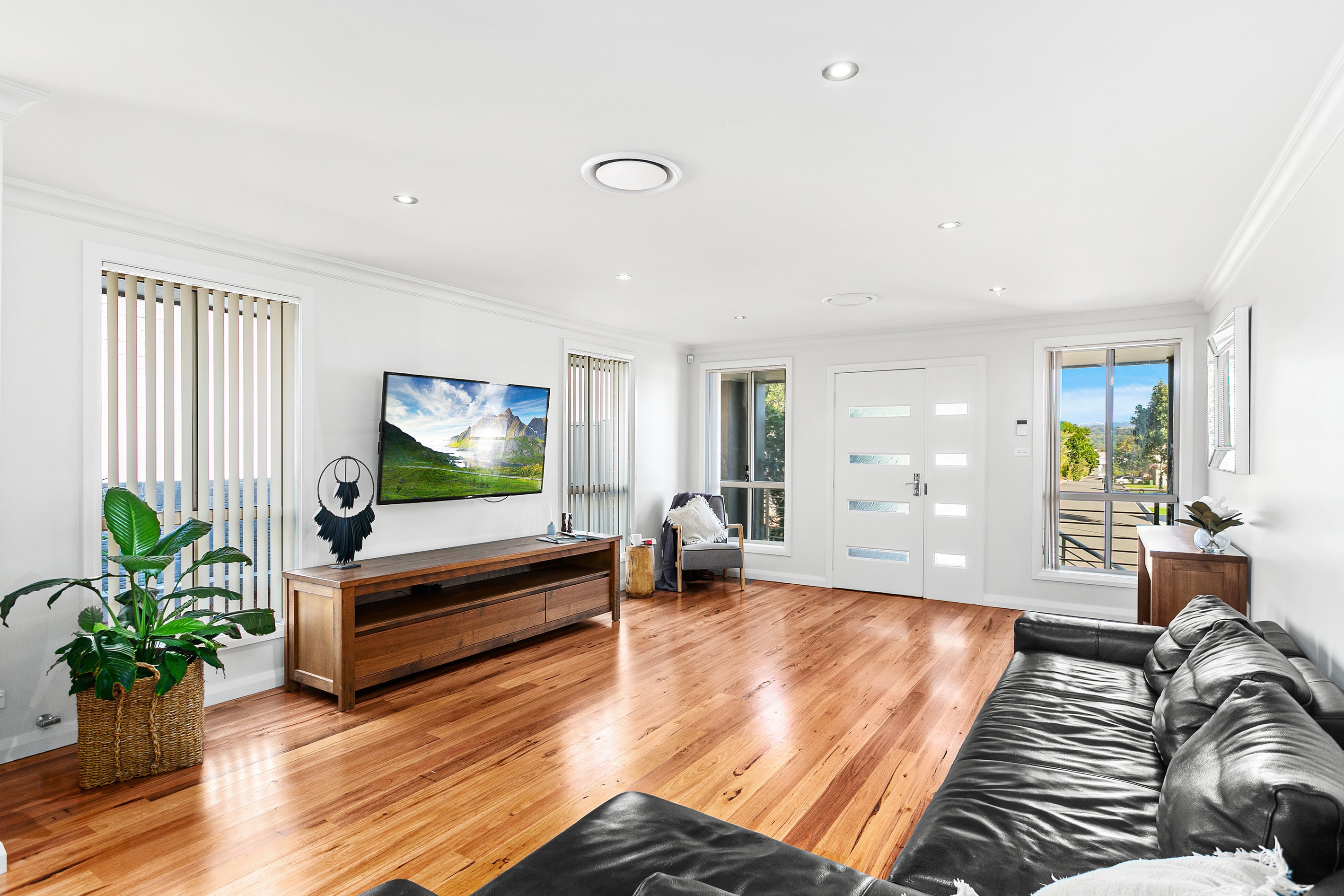 2 Gabo Crescent, Shell Cove, NSW 2529