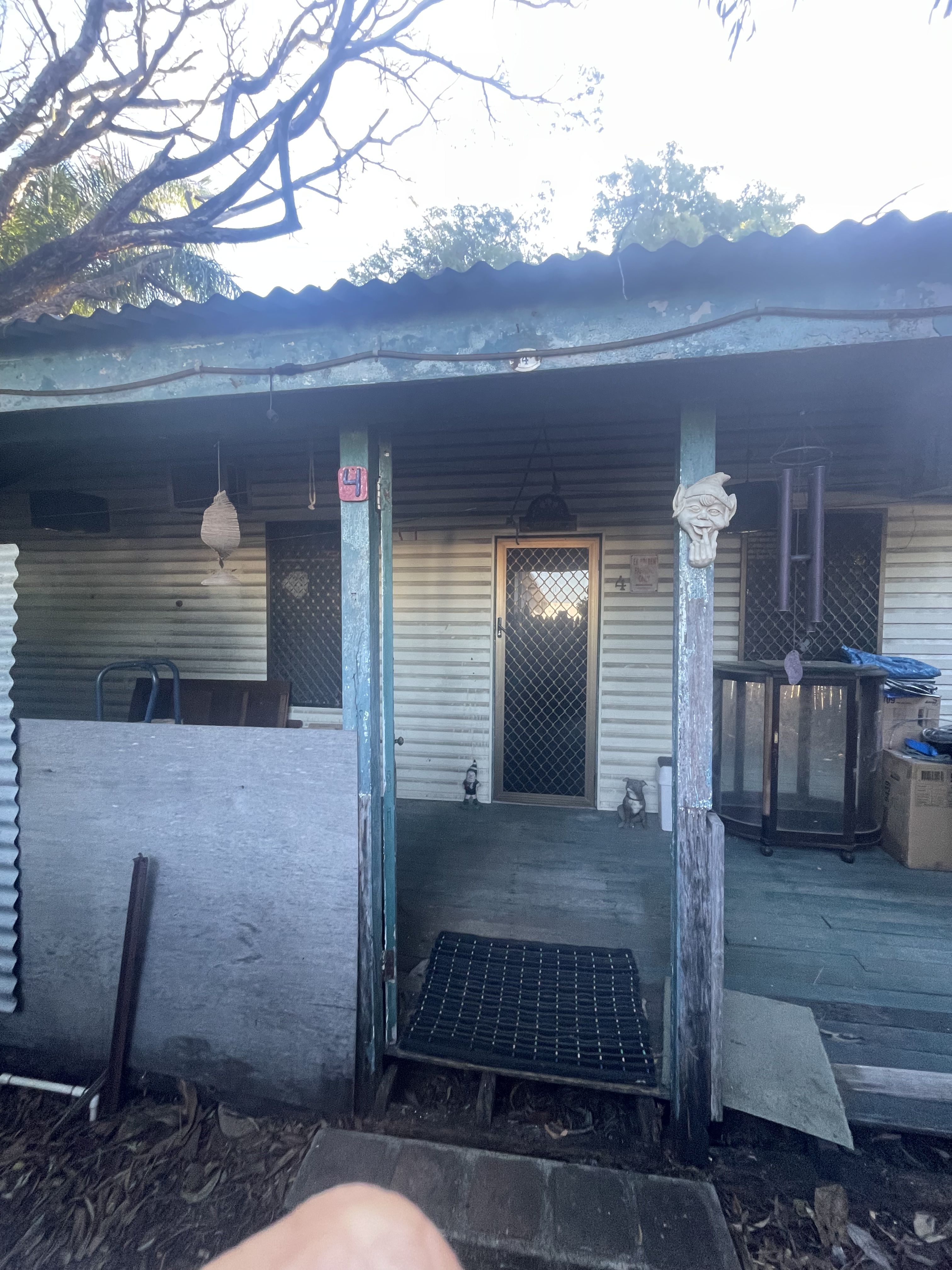 4 Greenslade Street, West End QLD 4810