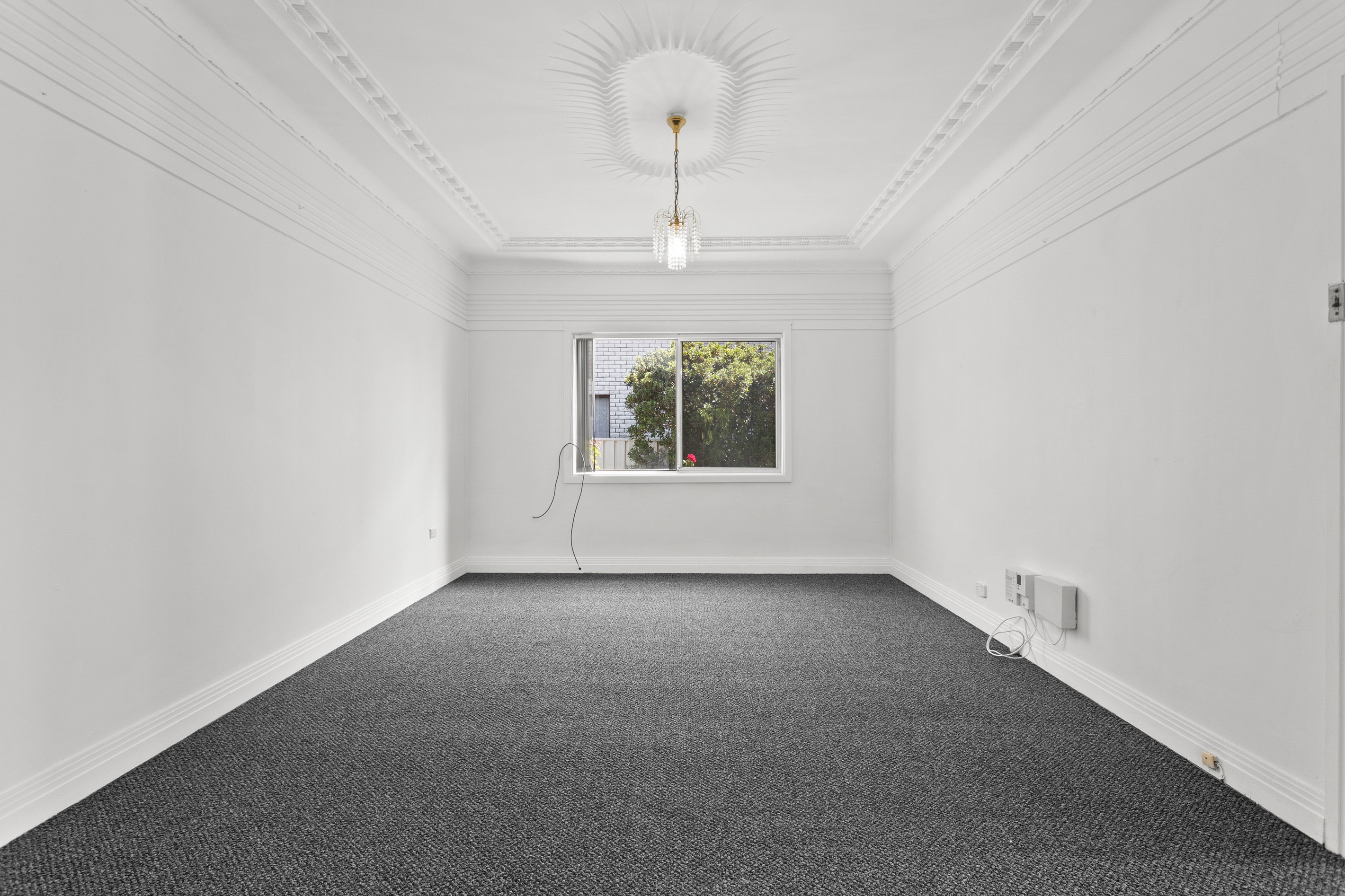 96 Gladstone Avenue, Coniston, NSW 2500