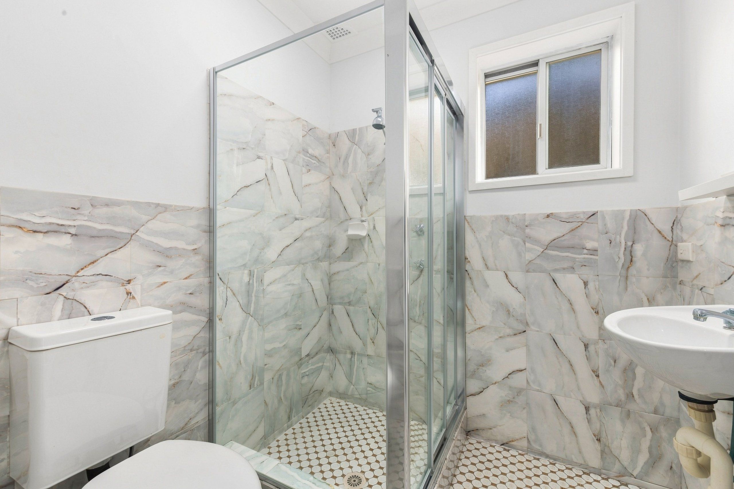 91 Coachwood Crescent — photo 9 of 16