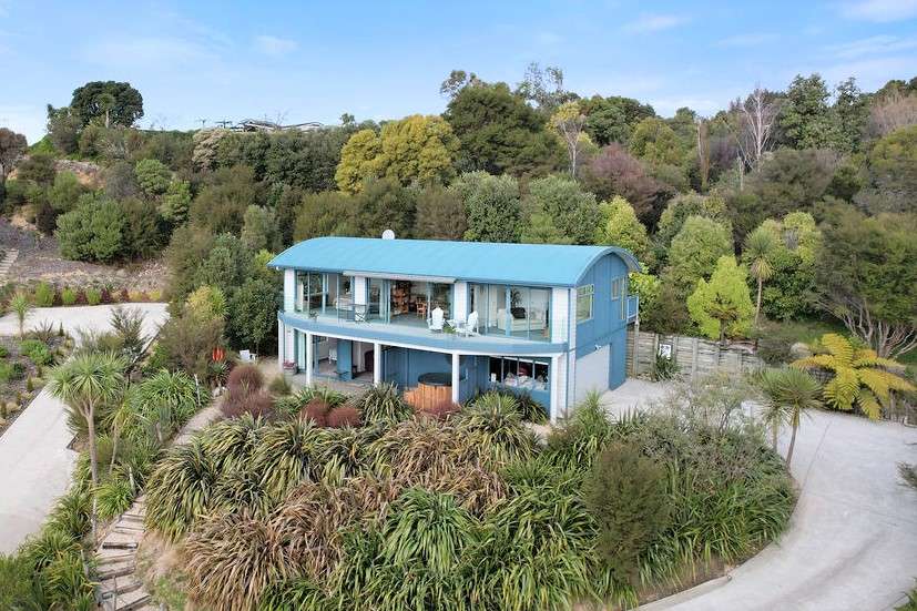 54 Parapara Beach Road photo 3