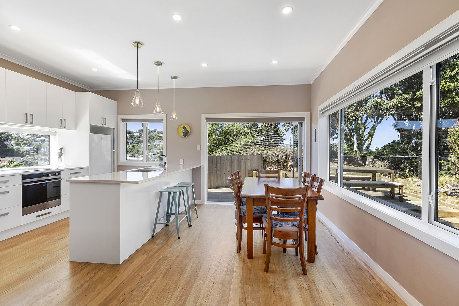 122 Tauhinu Road, Miramar, Wellington City