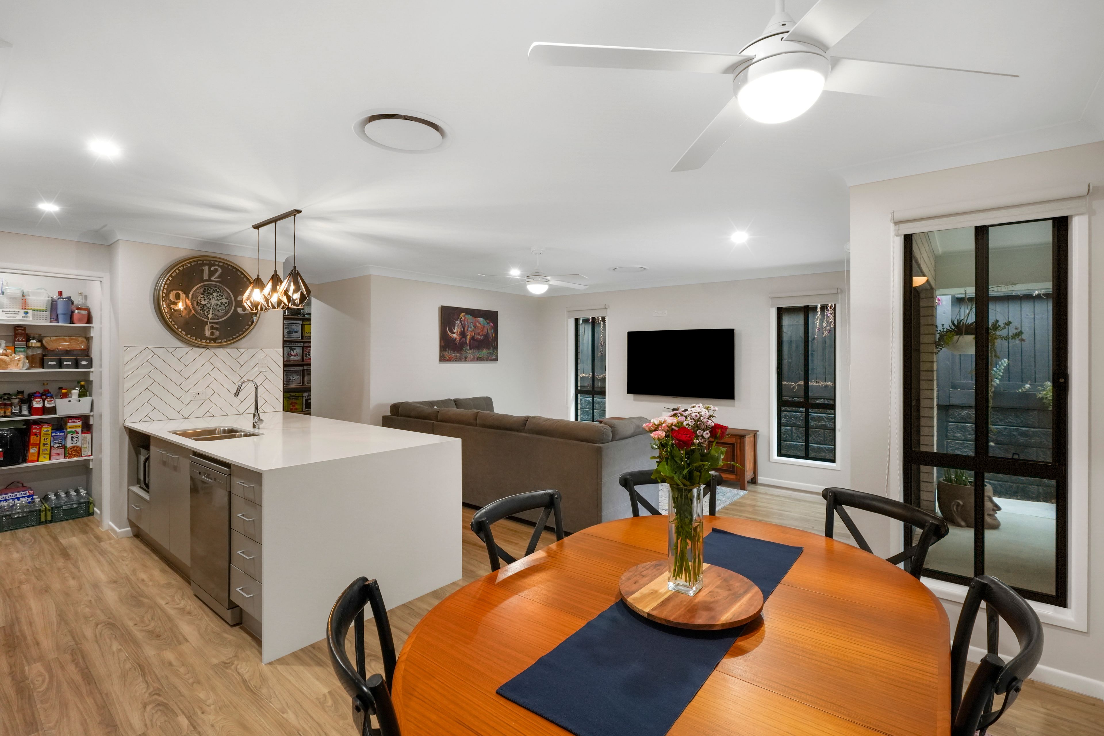39 Sheridan Drive — photo 6 of 28