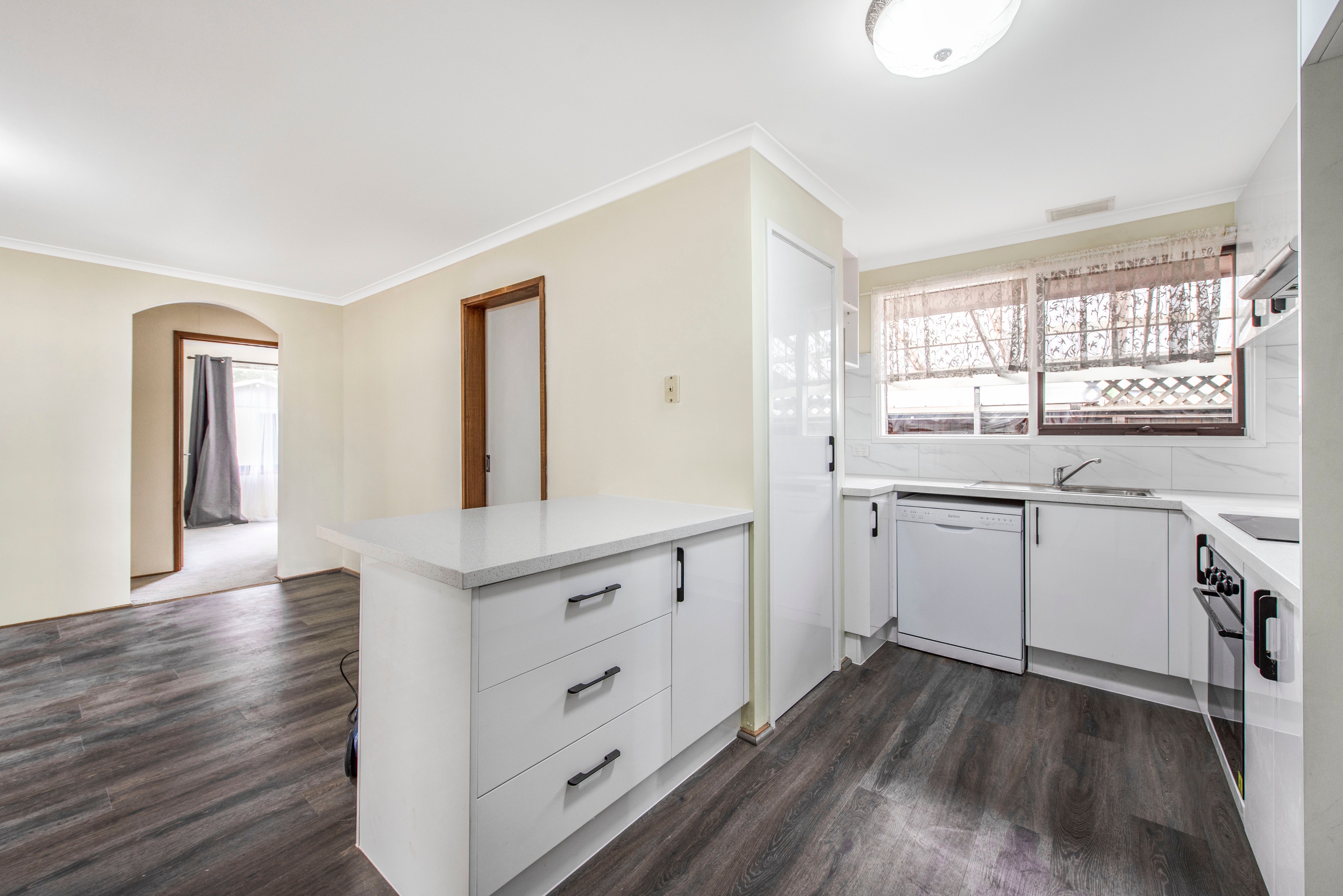 25 Chartwell Drive, Wantirna, VIC 3152