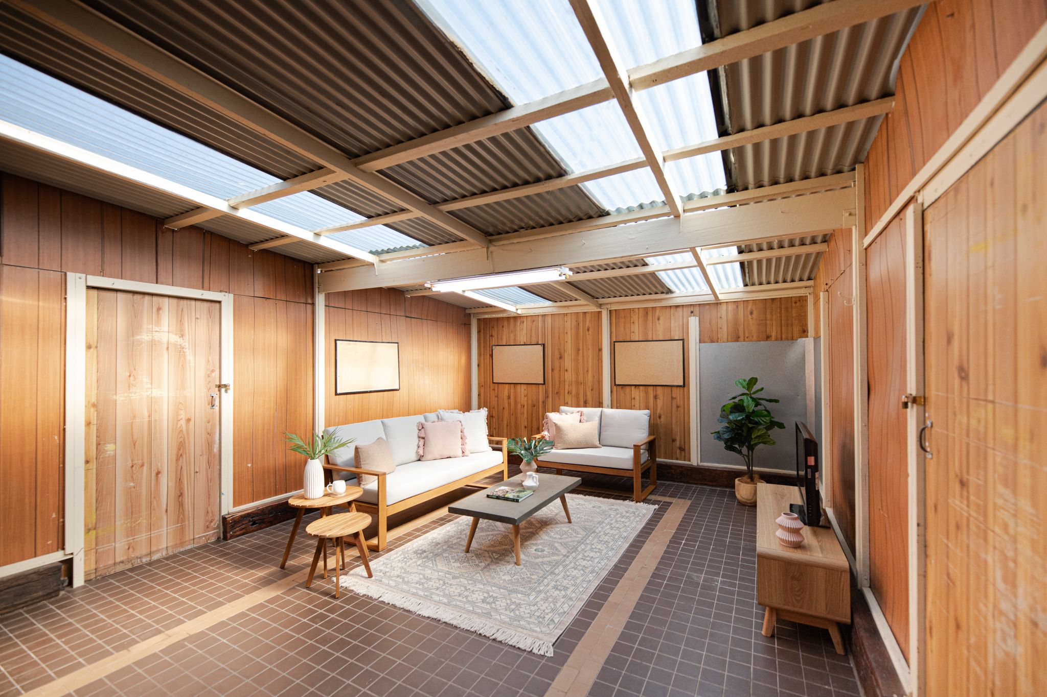 303 Sunshine Court, Lavington, NSW 2641