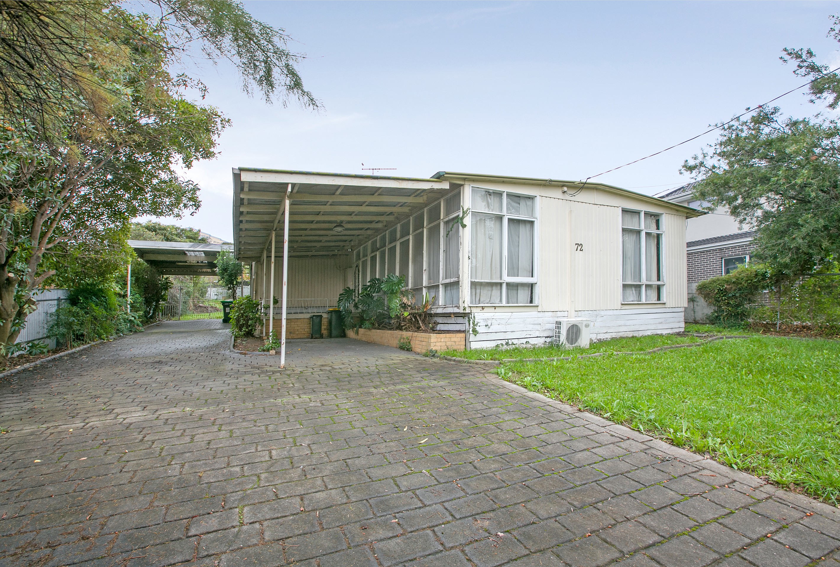 72 St Vigeons Road, Reservoir, VIC 3073