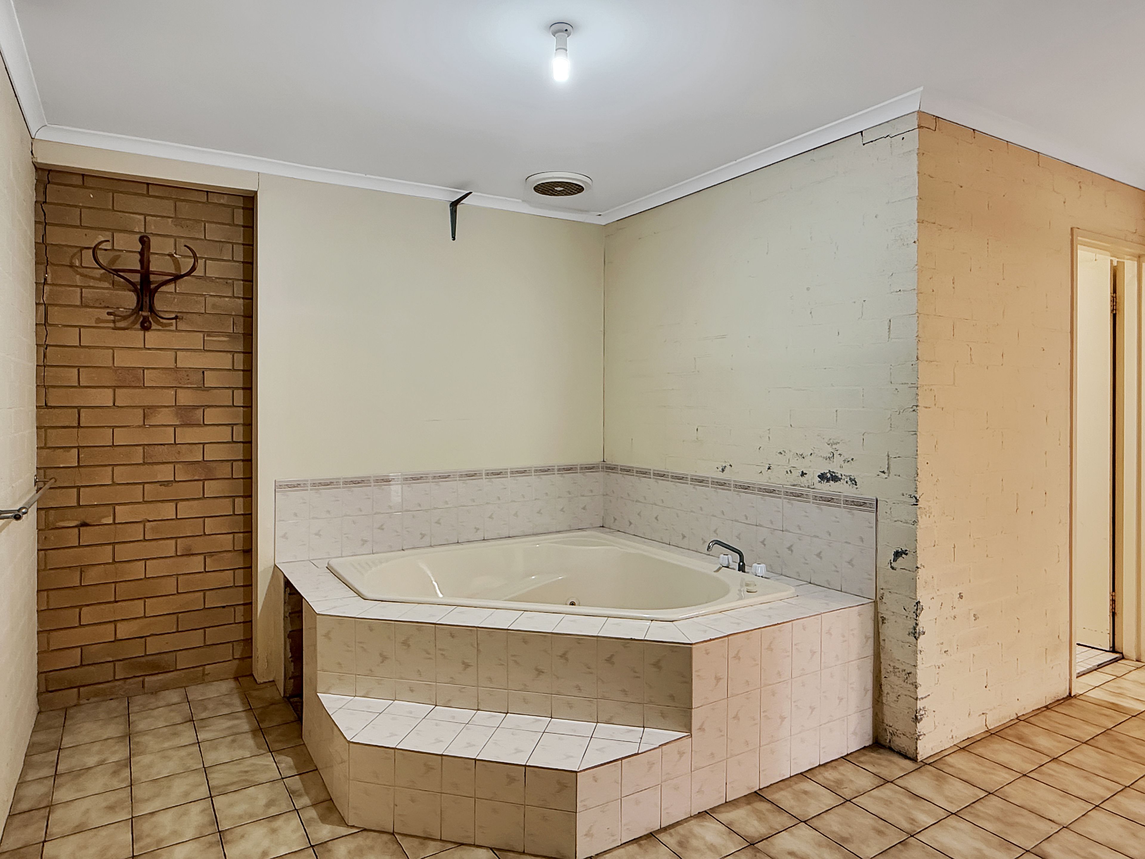 63 Lennox Street — photo 15 of 24