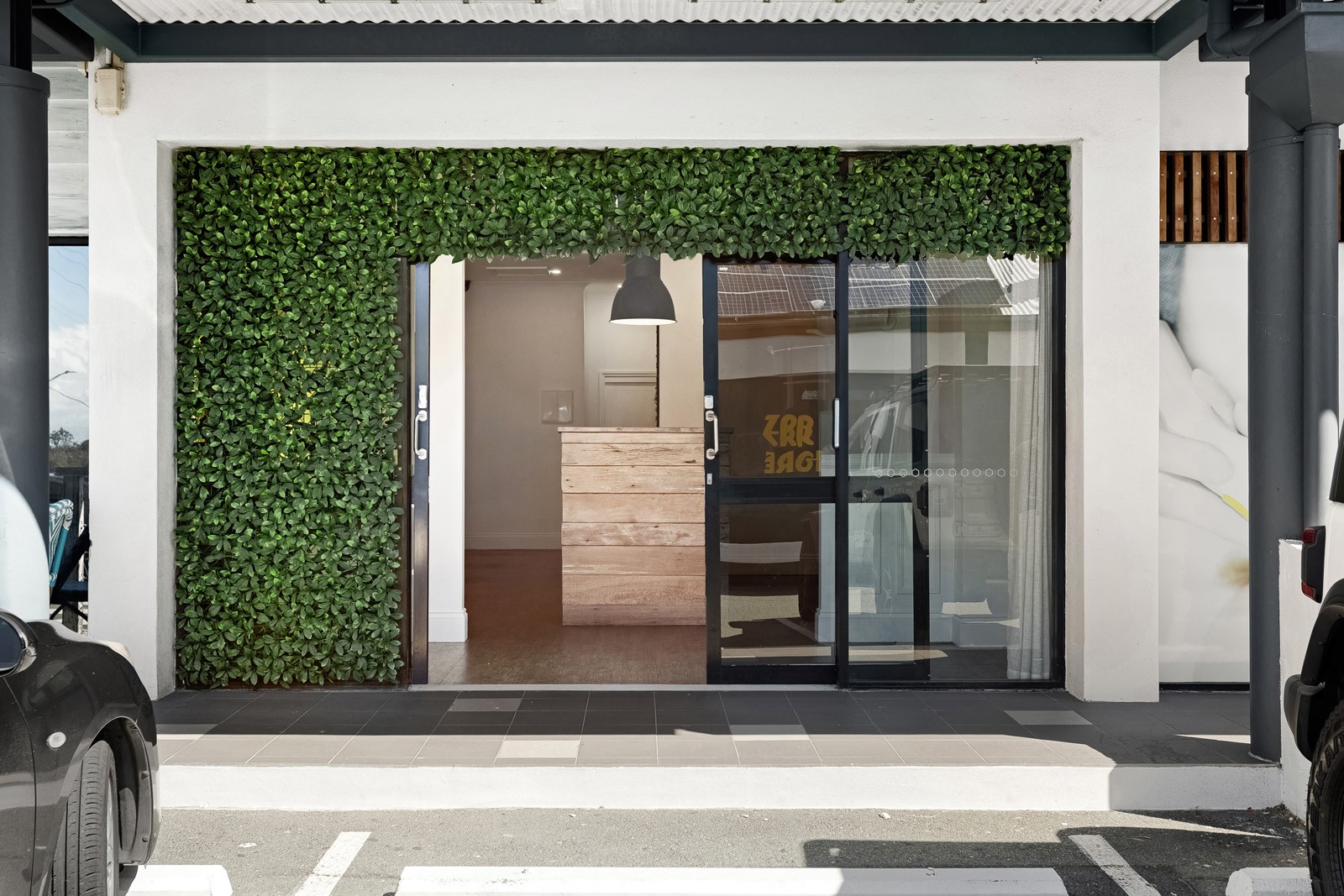 16/2-20 Shore Street West, Ormiston, QLD 4160