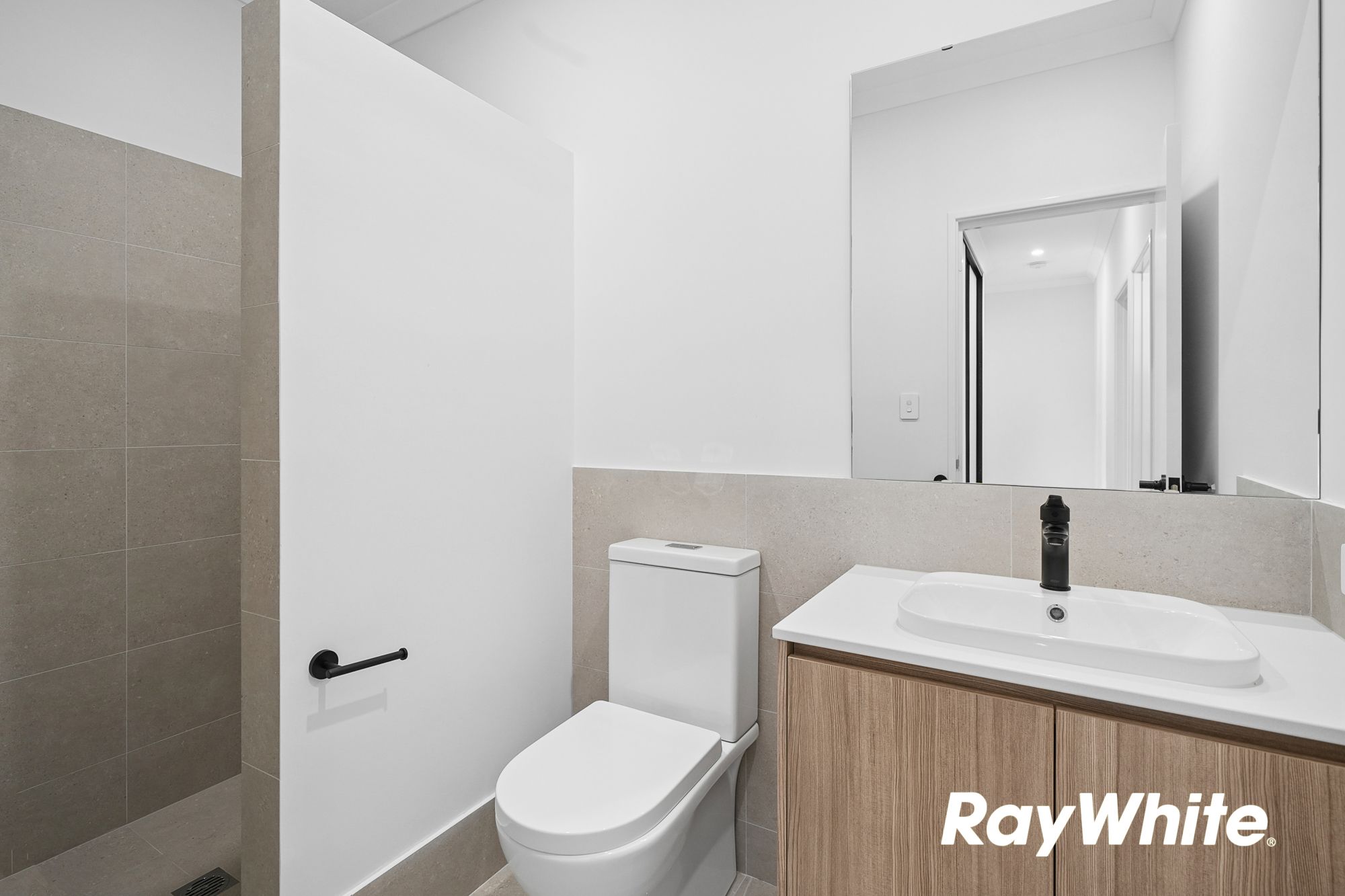 28C Scaddan Street — photo 29 of 30