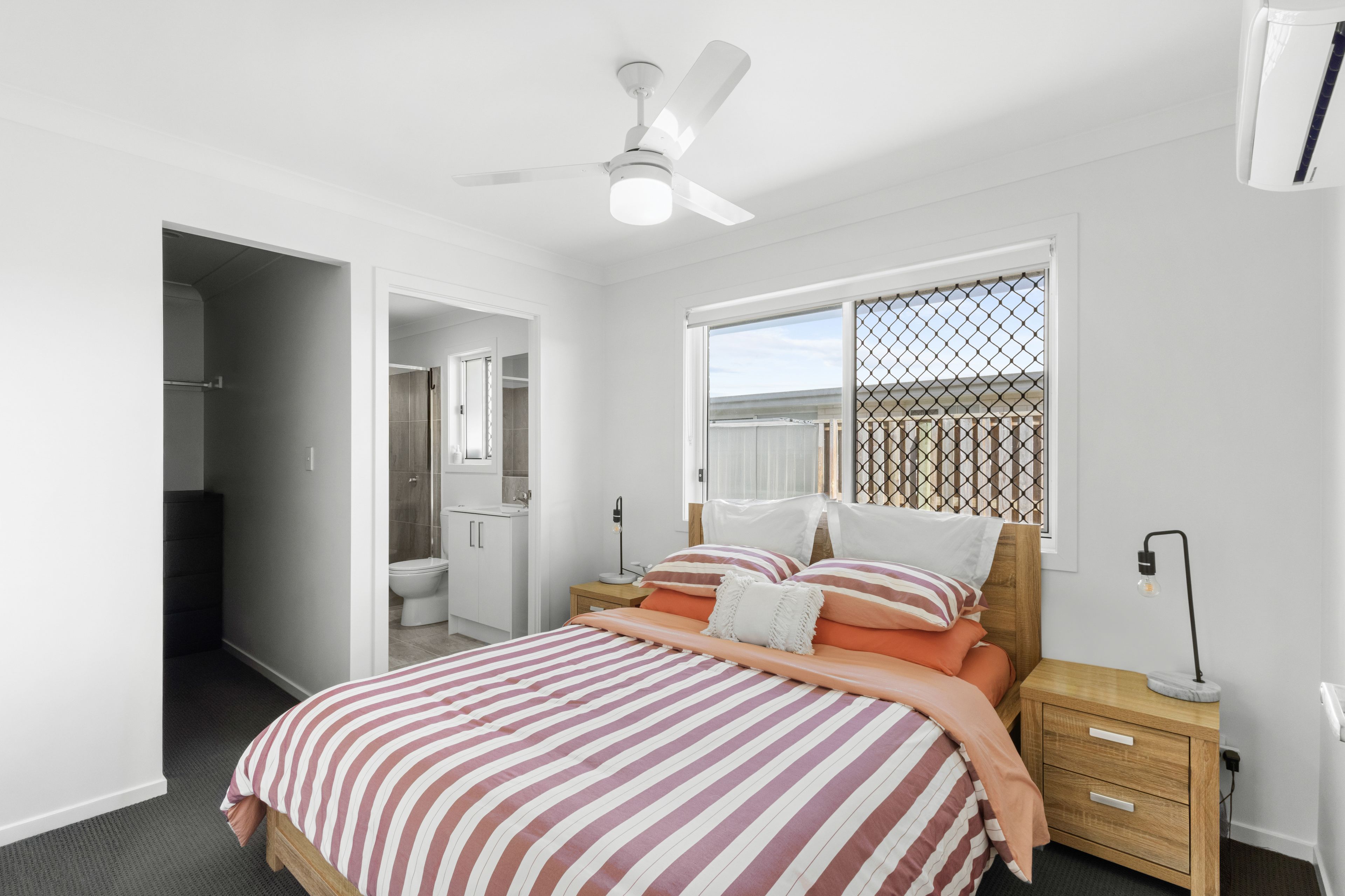 6 Cowley Street — photo 3 of 16