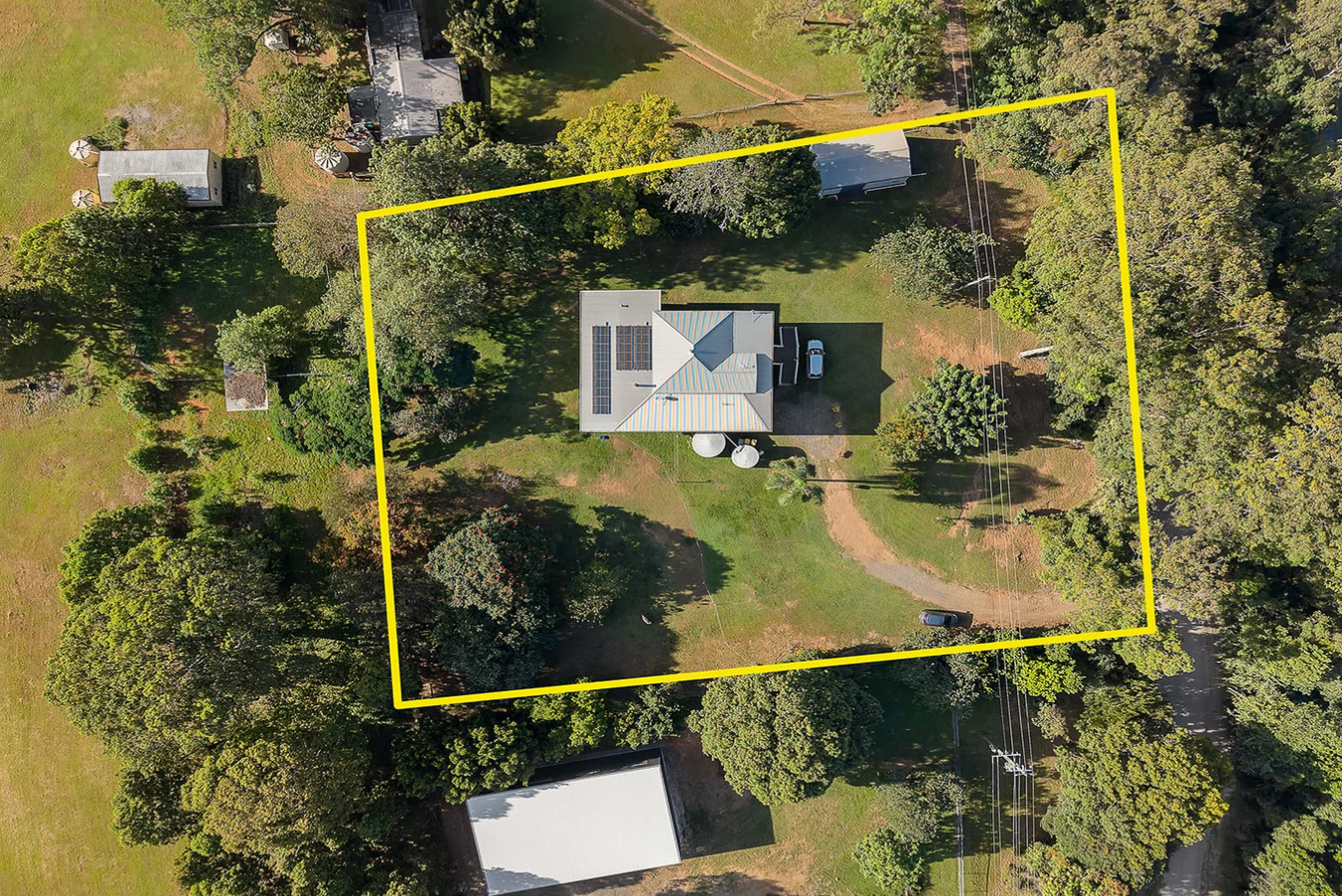 44 Ferntree Creek Road — photo 3 of 17
