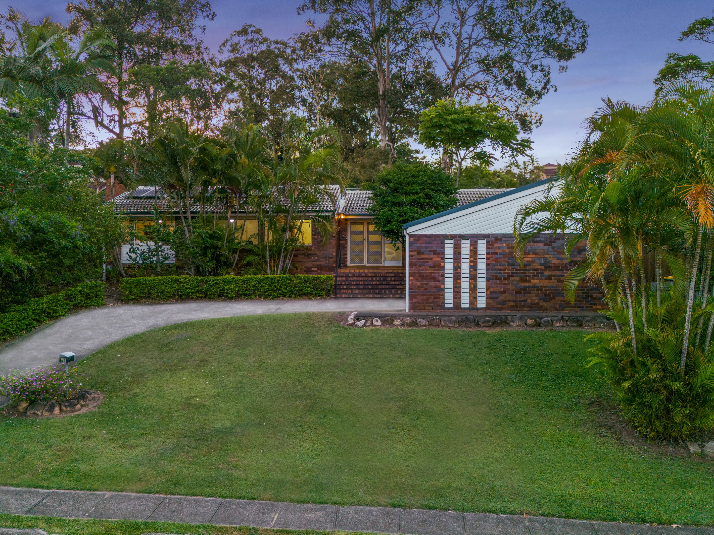 41 Goolman Street, Chapel Hill, QLD 4069